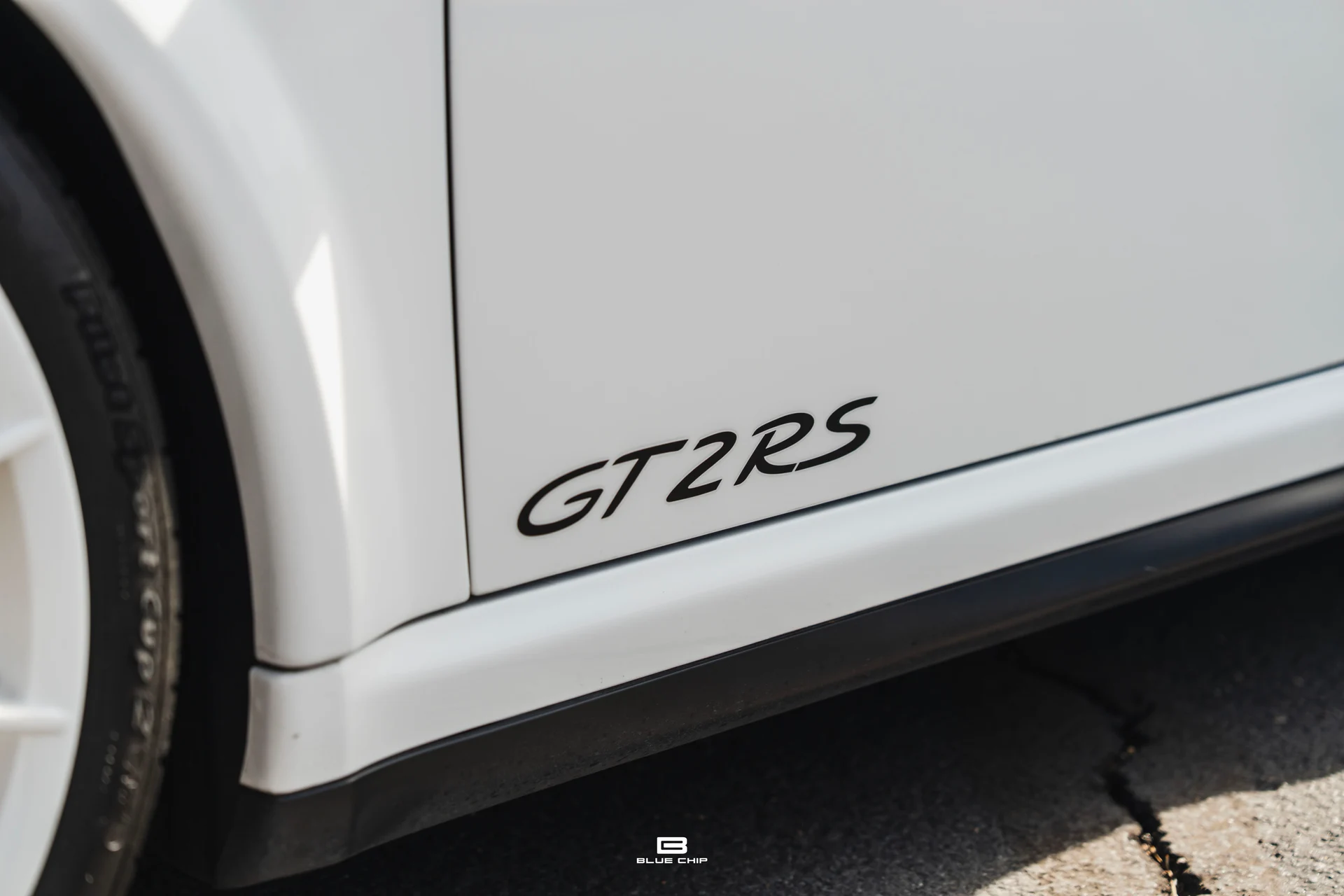 mph008_2339436118_6a346702806bf322e0ff3b17_2011_Porsche_GT_2_RS_08_d28cf942e8