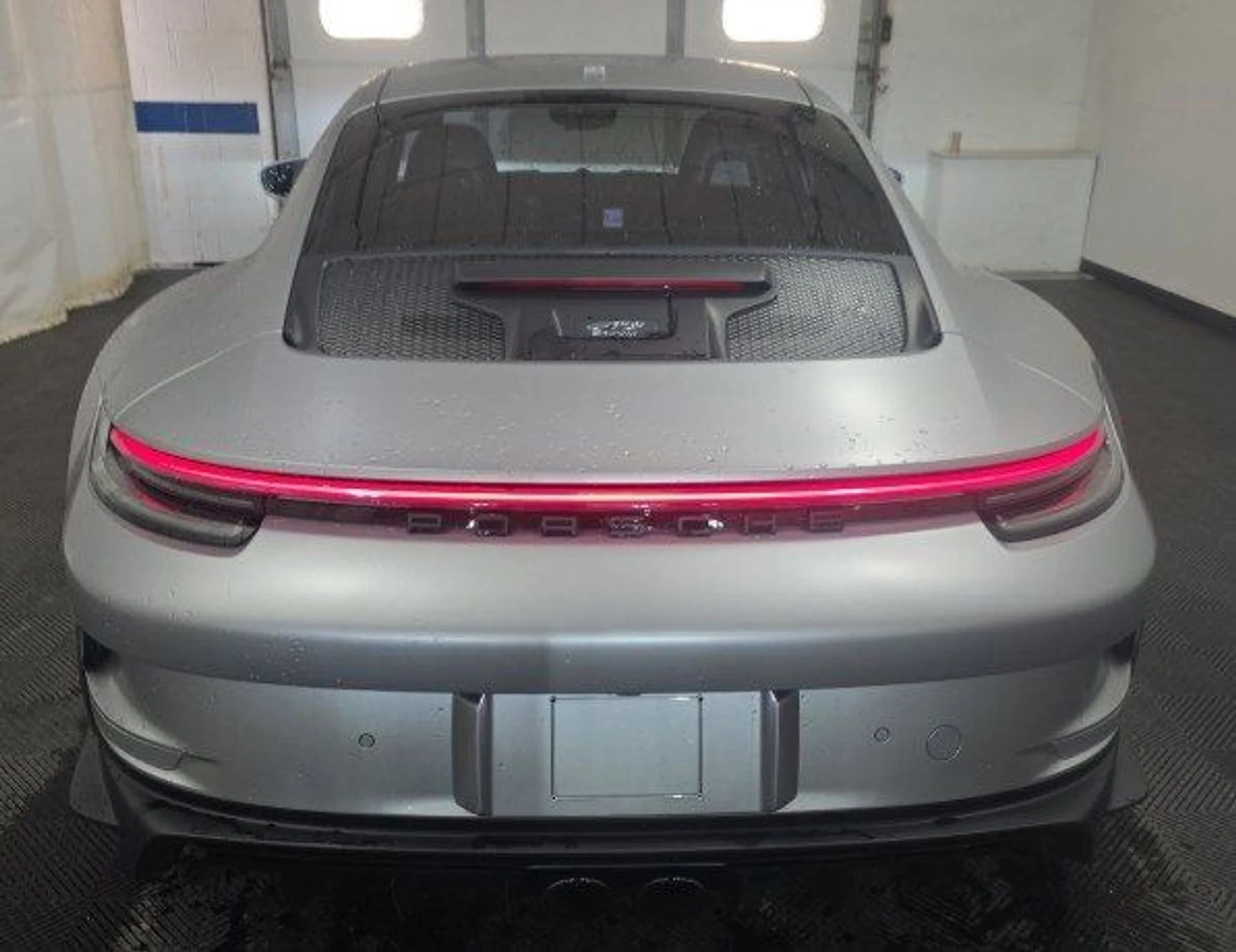 mph008_234154201_83efd1b6fb8f2661e2ff8ee9a939285bx_9c399fc75a