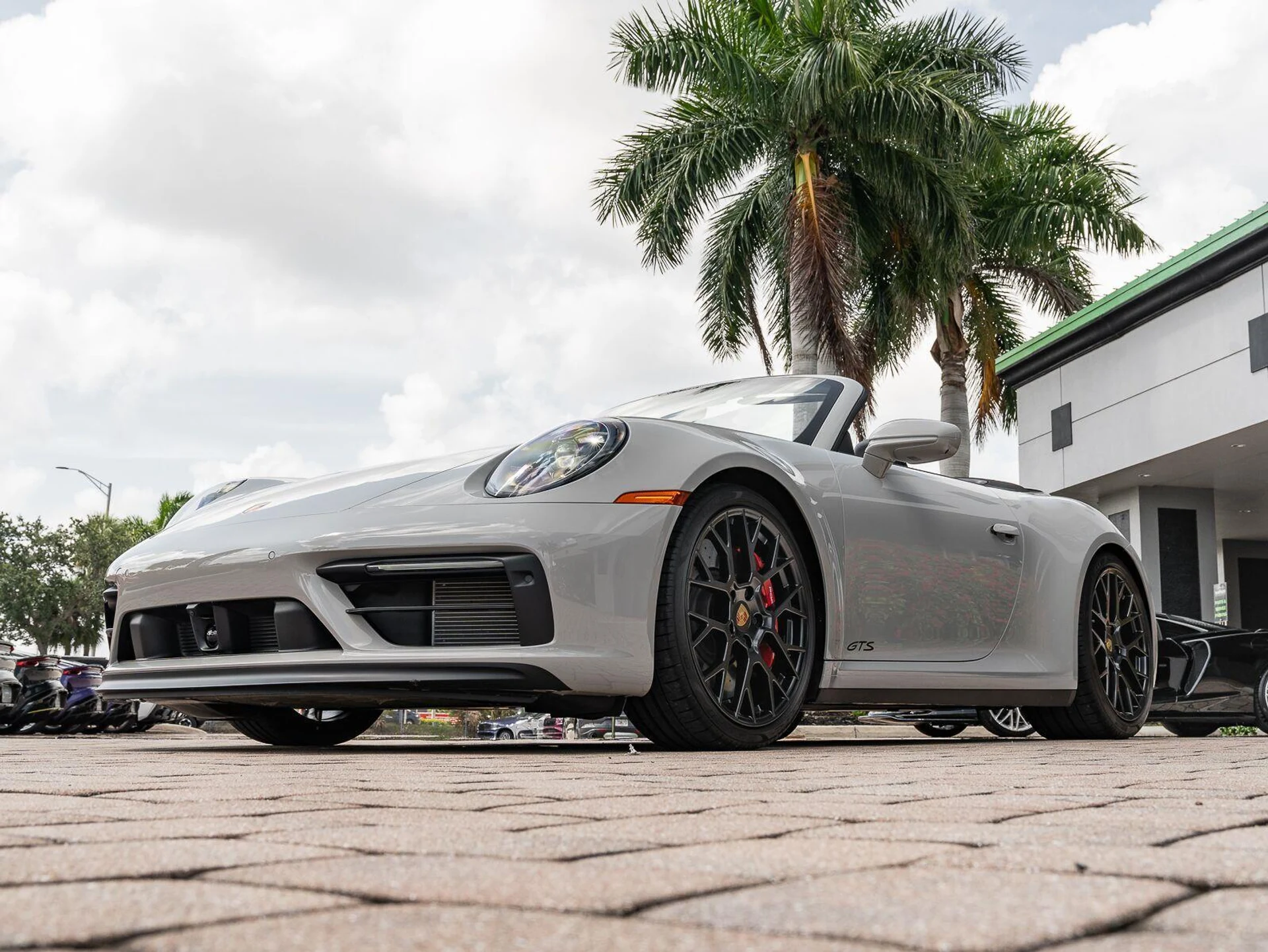 mph008_2343253308_Used_2024_Porsche_911_Carrera_GTS_1784923377_0c2d8f8f90