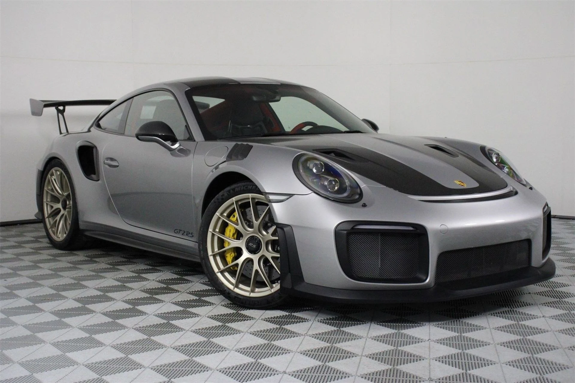 mph008_2344976132_c5941444fca8d9c43aacac412536516f_90bc9ddbd2