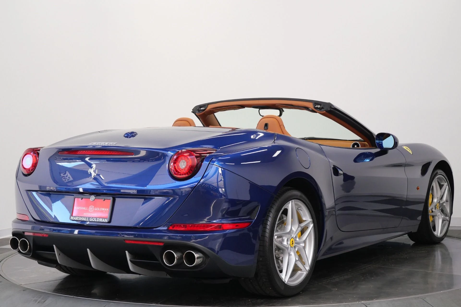 mph008_2361036495_Used_2017_Ferrari_California_T_553_Horsepower_Ventilated_Seats_Low_Miles_1780071789_8510301a80