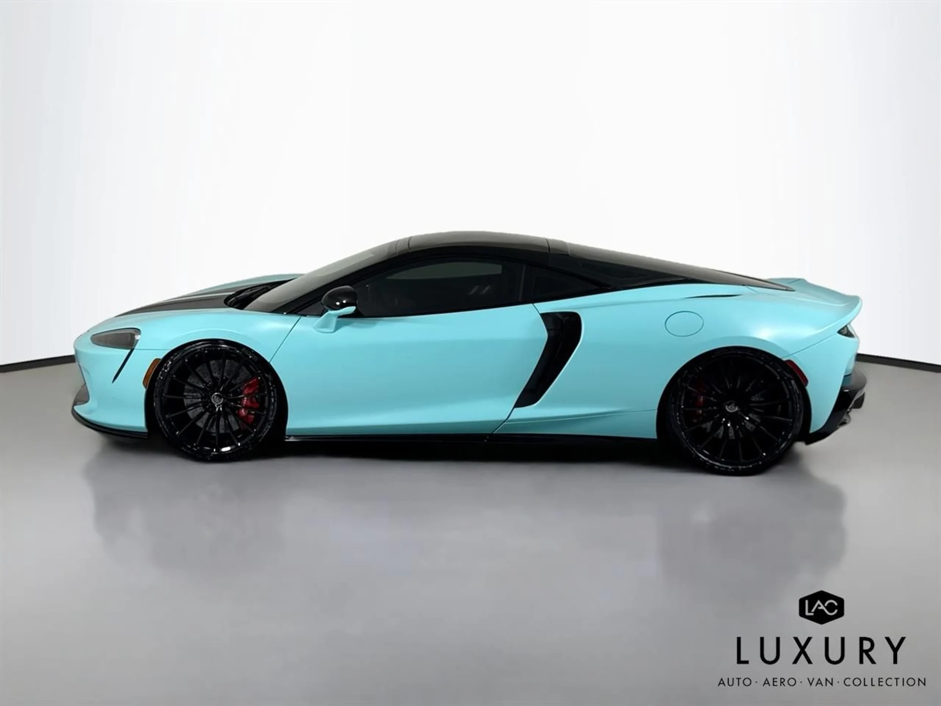 mph008_2372862276_29580b5f31831c9ebb7124a4f704161a_87630949c5