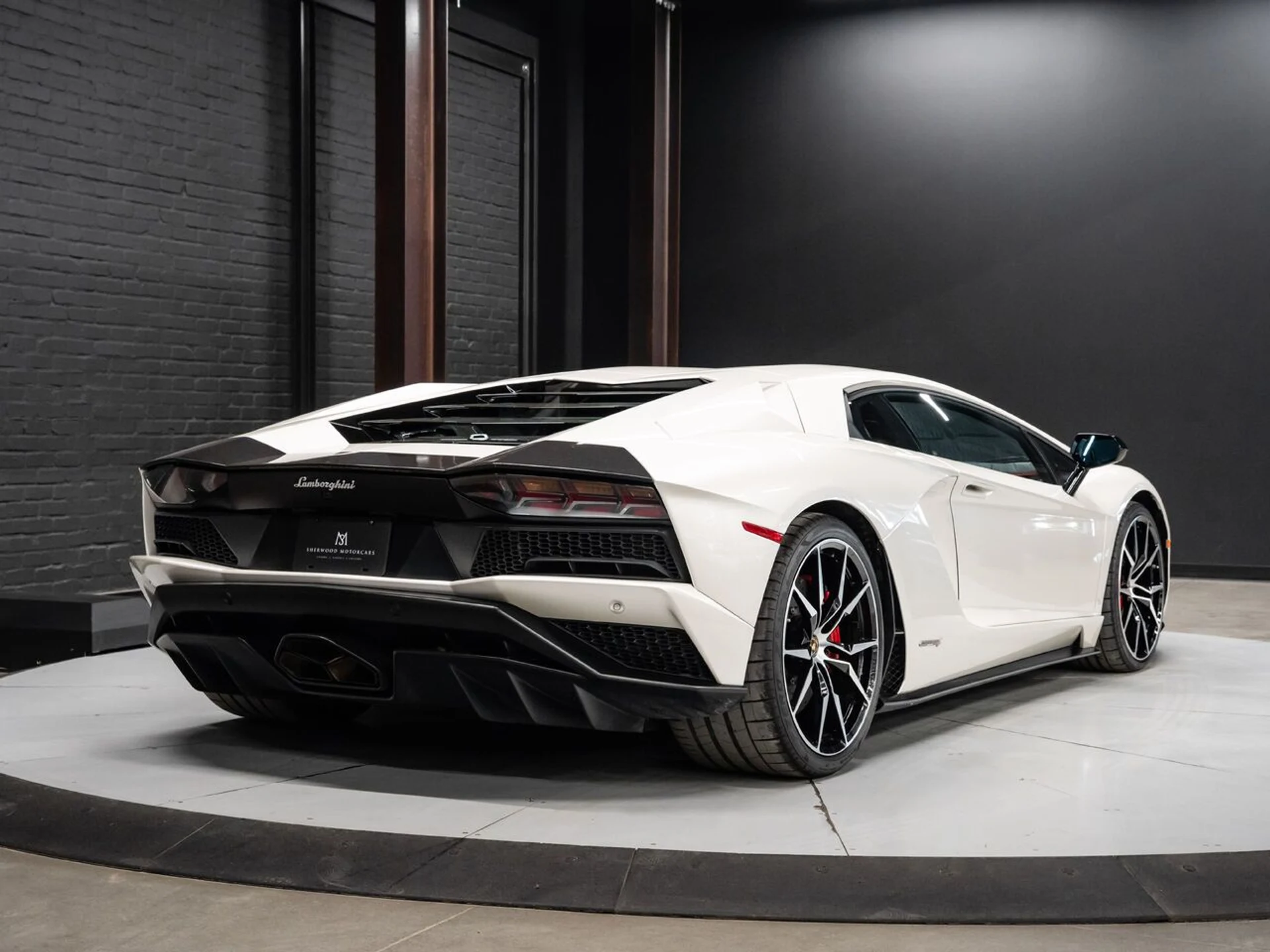 mph008_2373409370_lamborghini_aventador_2017_36dfca62bc