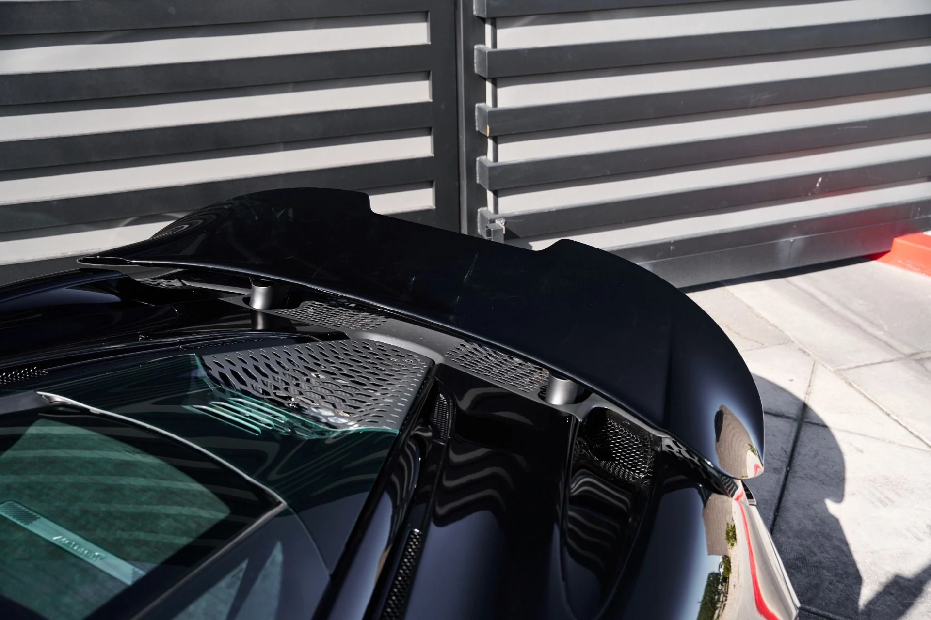 mph008_2377059571_Used_2025_Mc_Laren_750_S_1792693451_3465f65412