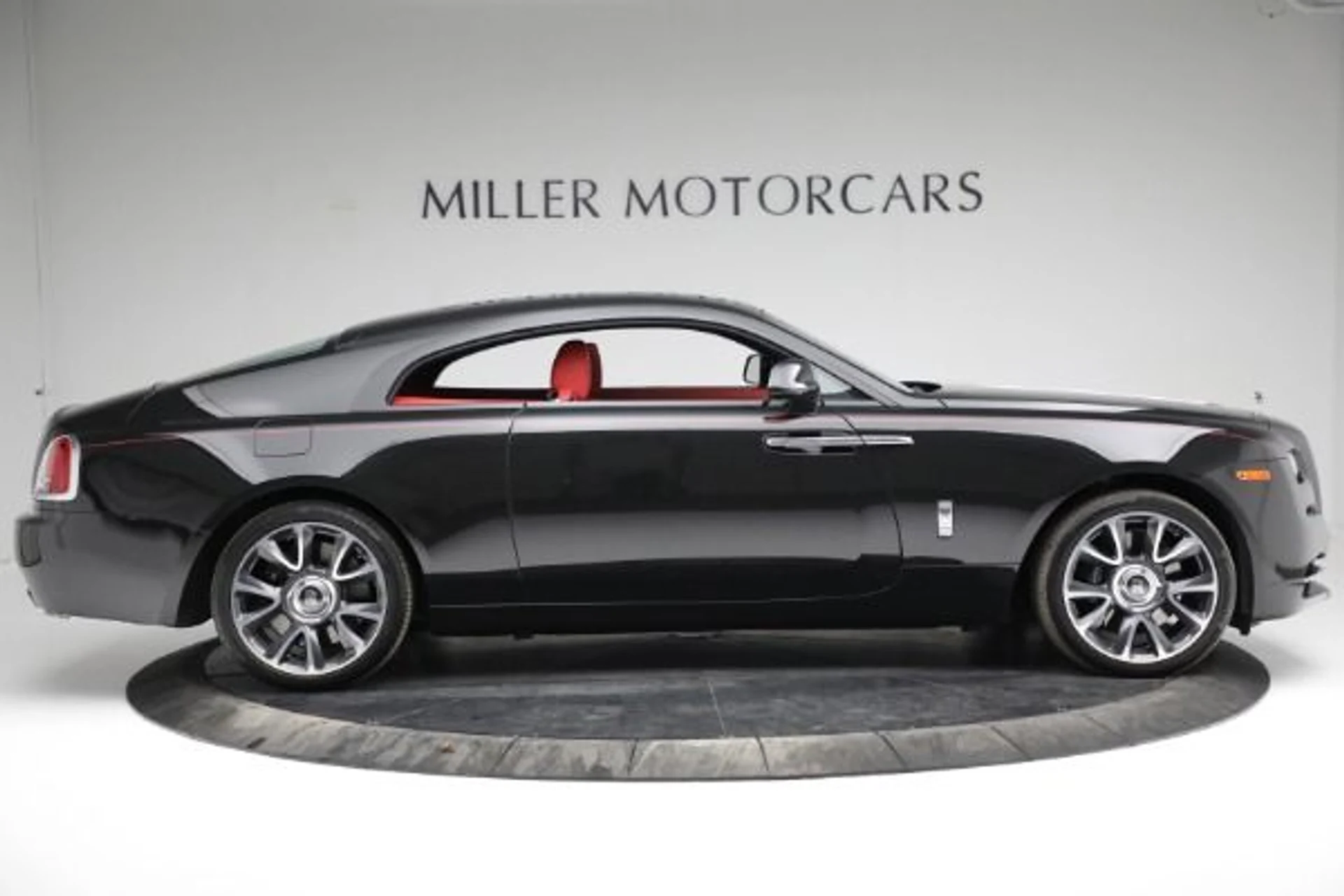 mph008_2381631812_Used_2018_Rolls_Royce_Wraith_112df6e288