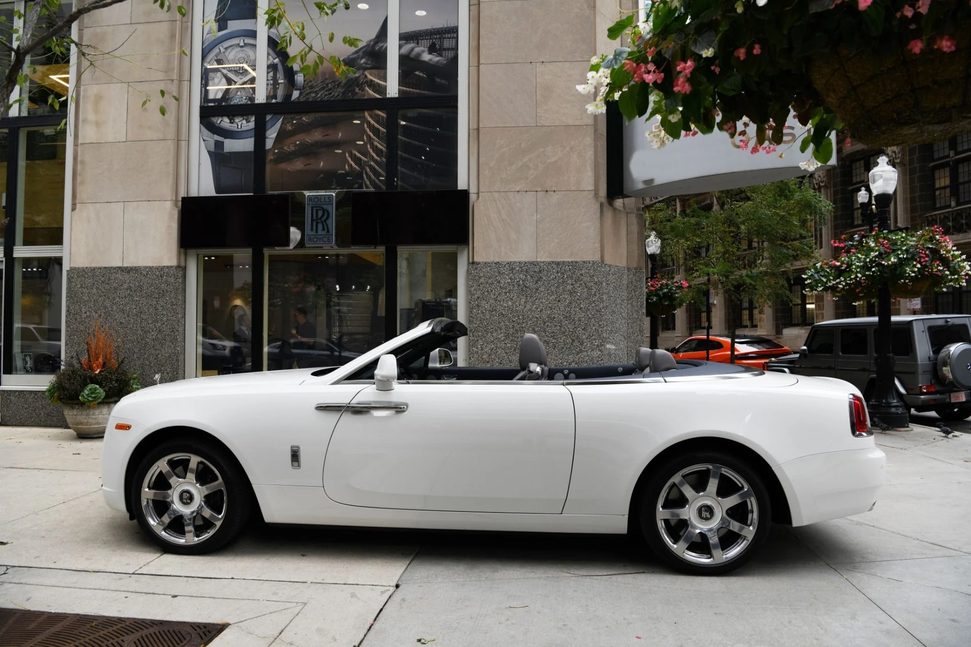 mph008_2384630021_9708_p10_l_30564c2cf5