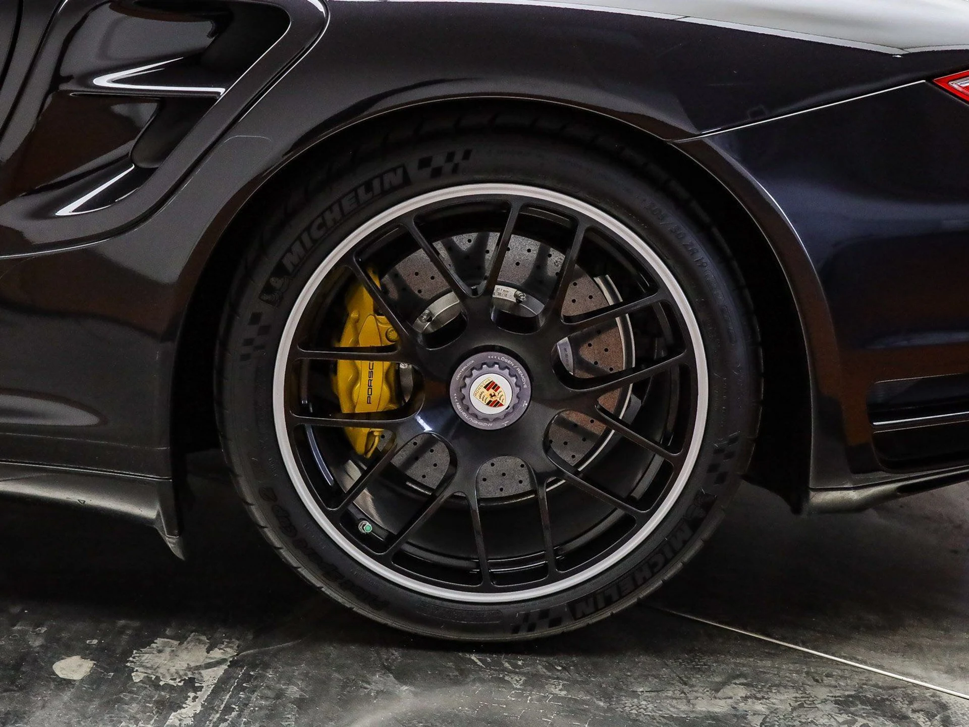 mph008_2385398165_632e72c6cedc7a86f5a828083fd8b116x_f63ab54452