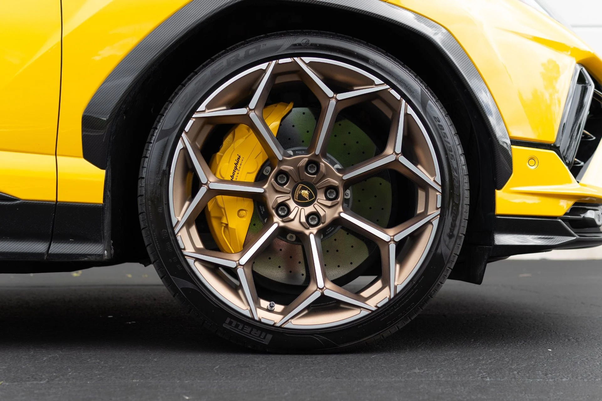 mph008_2398001683_Used_2024_Lamborghini_Urus_Performante_1773952296_e1ae1fca5e