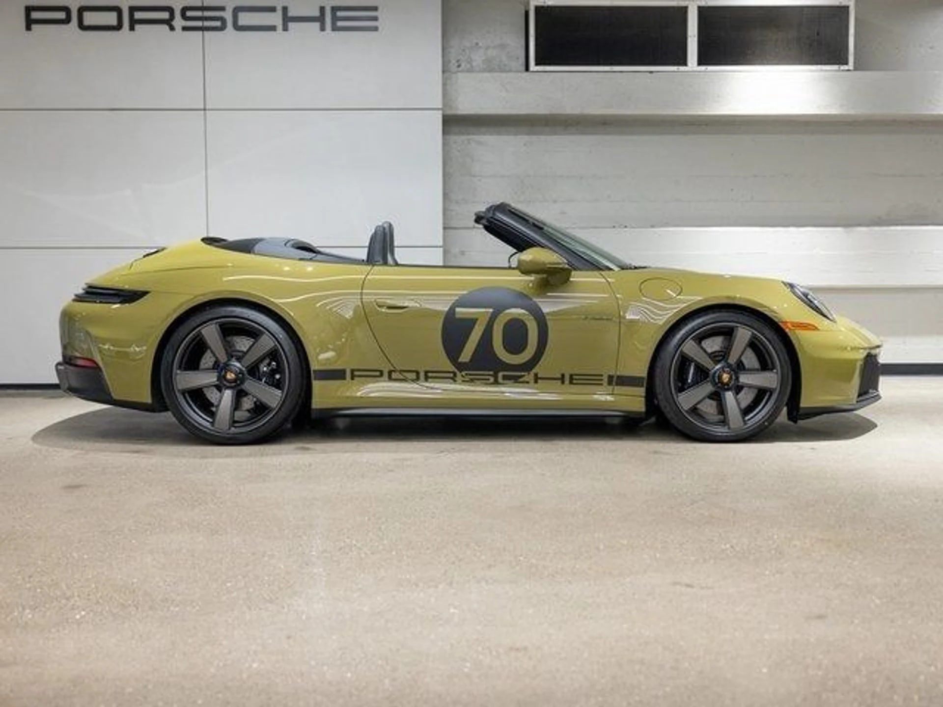 mph008_2408965324_9_c8a5df751b