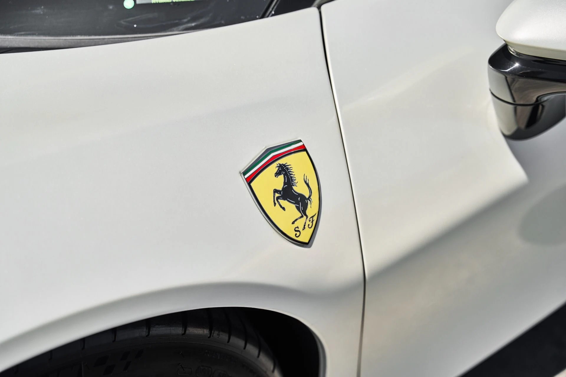 mph008_2412723211_Used_2022_Ferrari_SF_90_Spider_Base_1787100285_5702af9c76