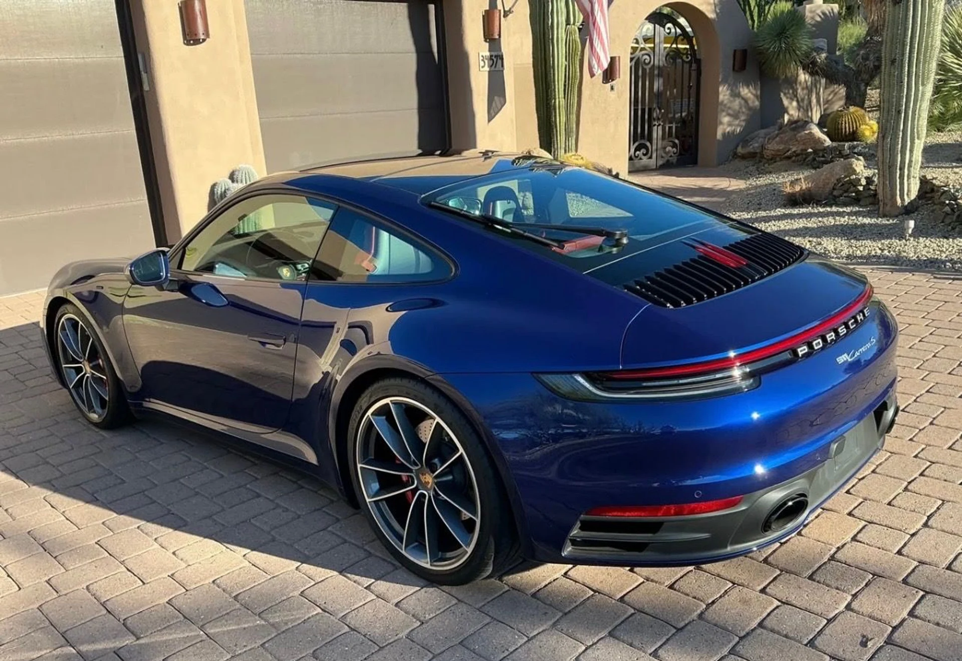 mph008_2420272631_Used_2020_Porsche_911_Carrera_S_1761334989_eb8821abe3