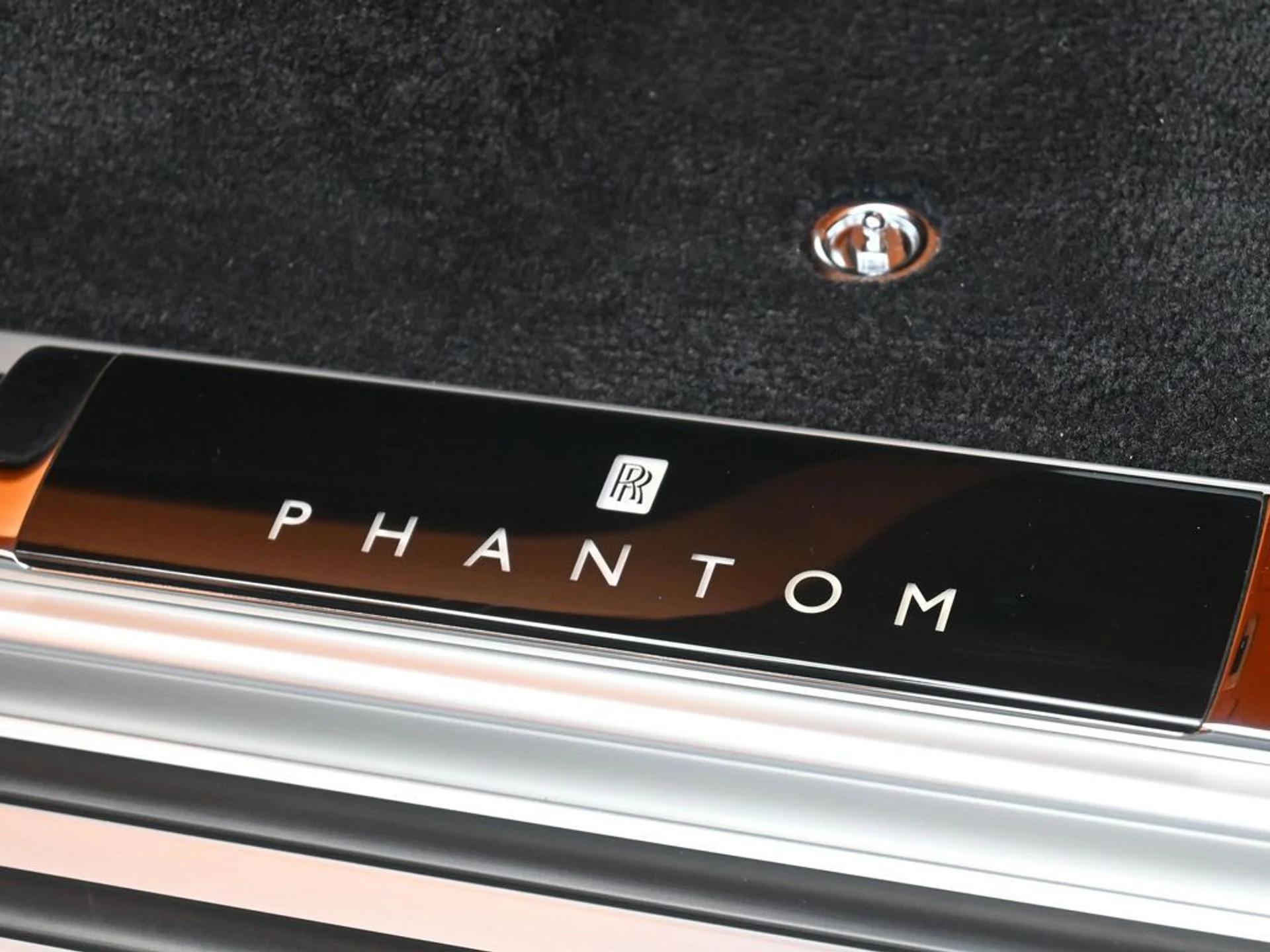 mph008_242712397_220a2298bfc8befe32b06190802eb66cx_2b2282d486