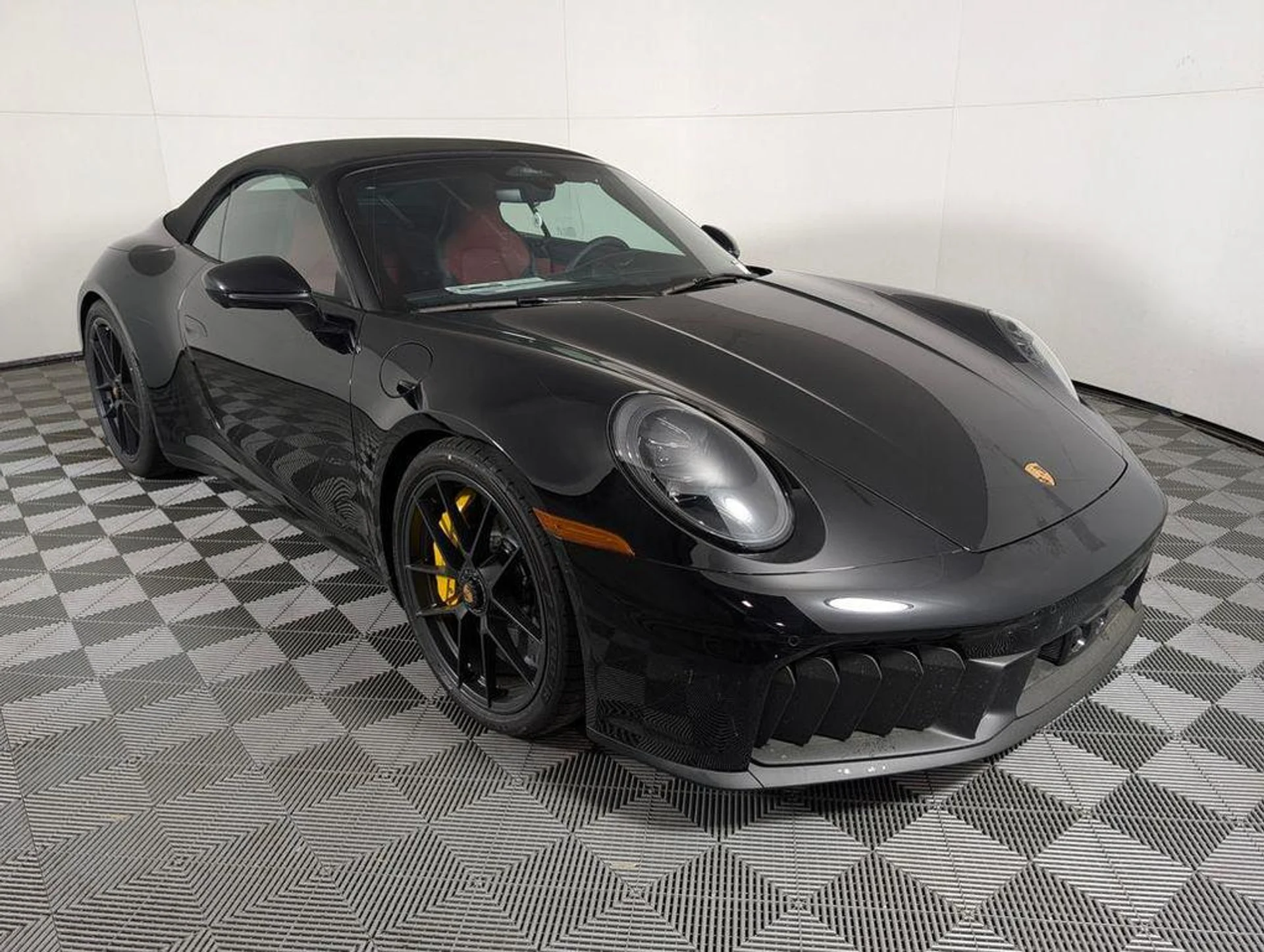 mph008_243314575_PRFB_3m_B_Yn_Zq_FY_65_V2bc31_Y_Ze_Ti4_cc0d065655