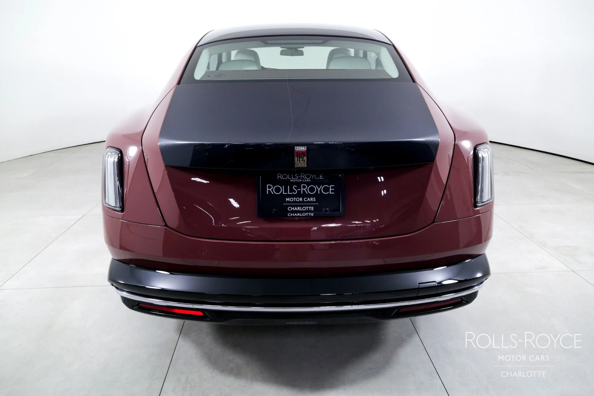 mph008_2437519668_Used_2024_Rolls_Royce_Spectre_1738086239_e99c336a83