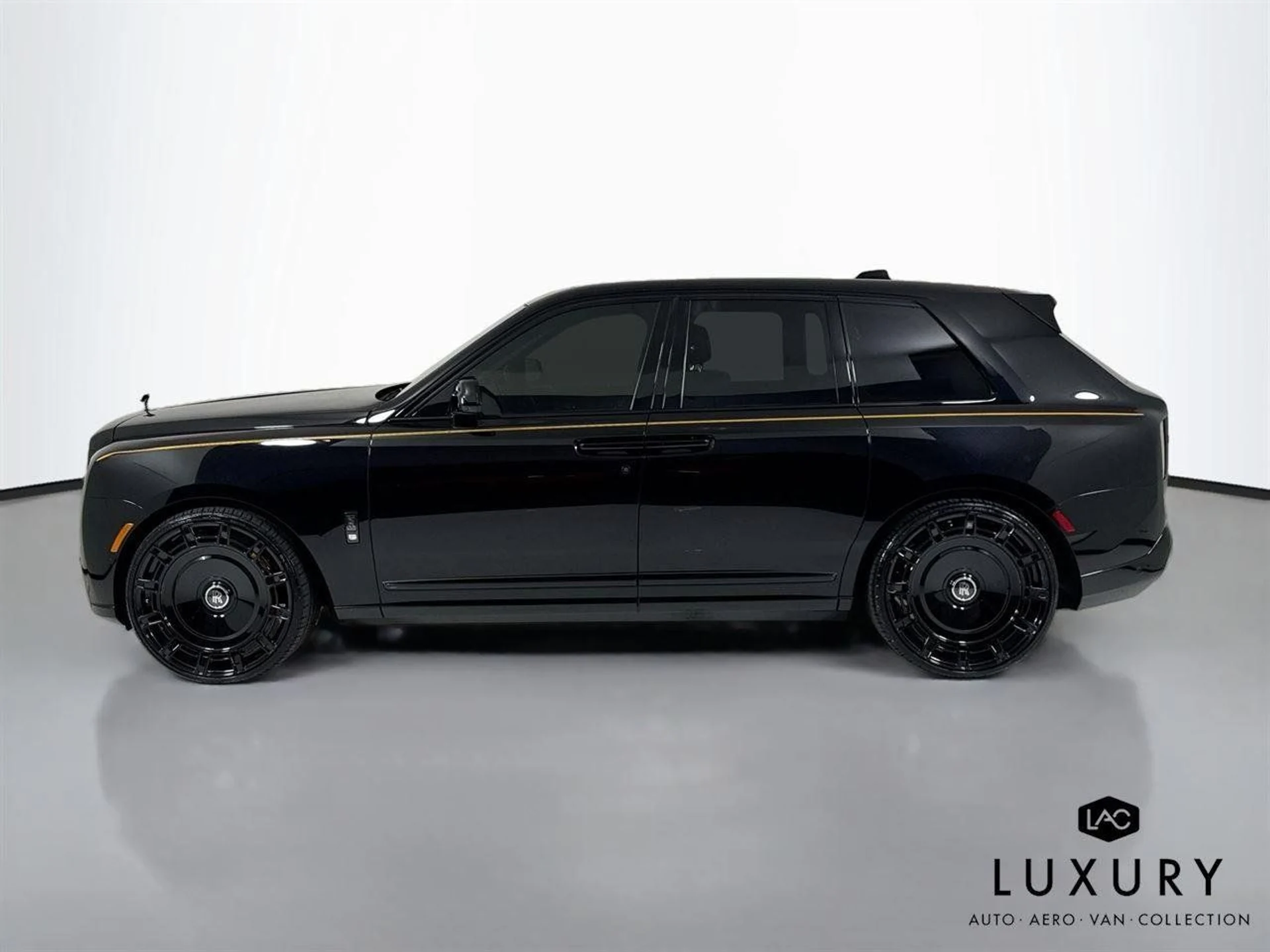 mph008_243996973_7735c2641f3b48b351b830895e2ef3e8_e8fad50c80