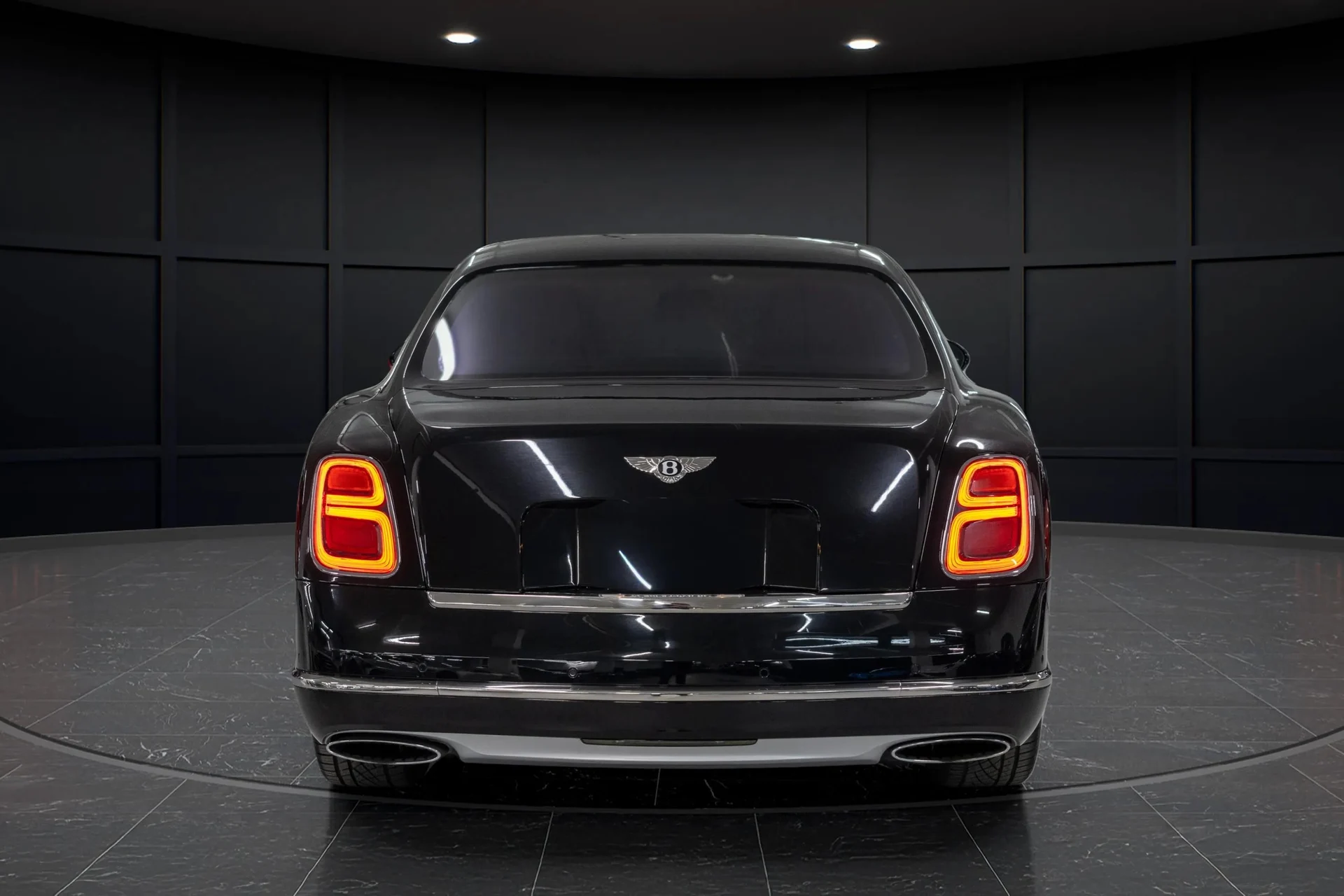 mph008_2440459546_28c7ddce_f46e_4e47_8a36_2563dd014578_201920_Bentley20_Mulsanne20_Speed2028_SCBBT_7_ZH_1_KC_00409429_9_b1ab59c966