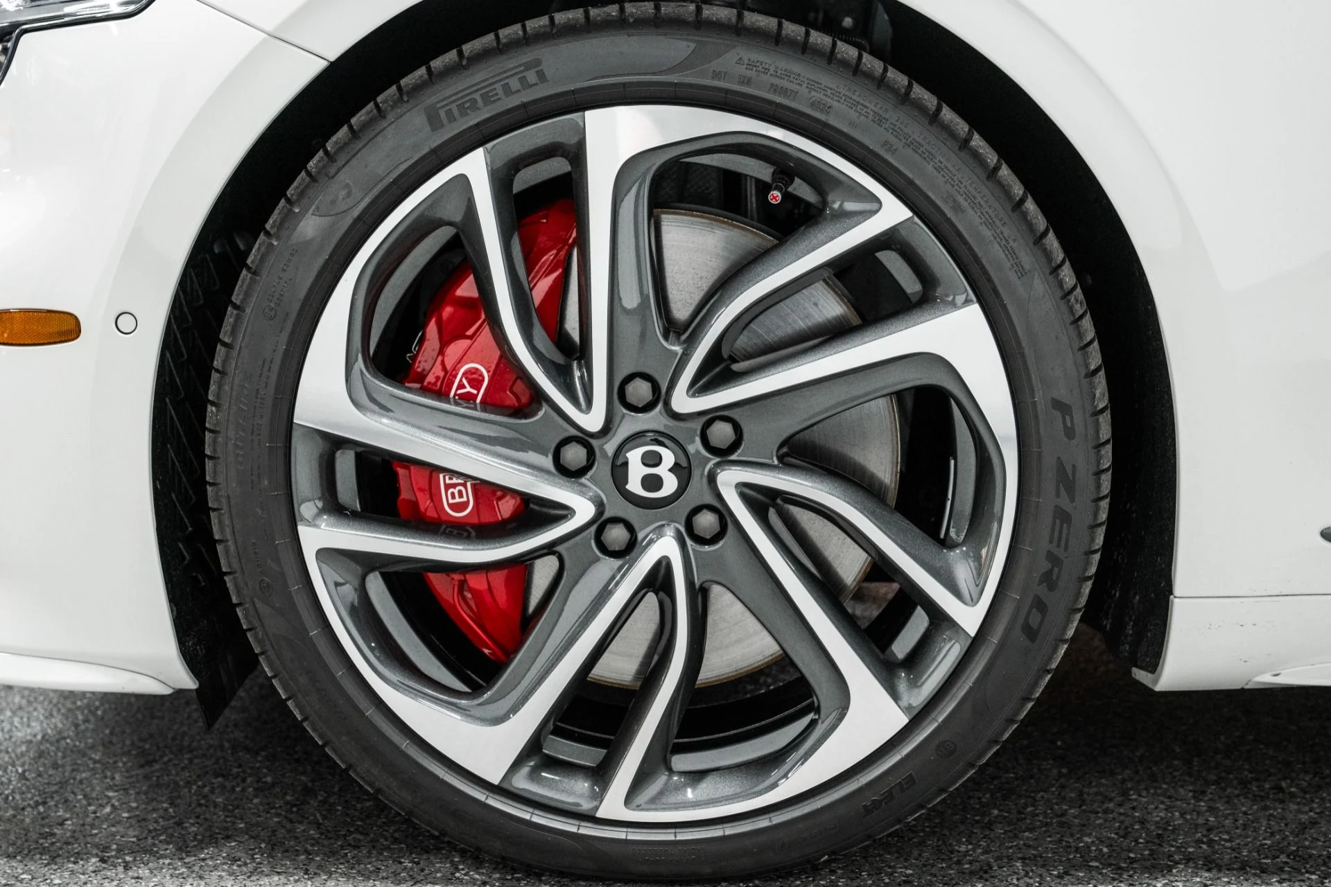 mph008_2446791251_Used_2025_Bentley_Continental_GTC_Speed_Touring_Specification_Front_Seat_Comfort_Specification_1769621755_7cc4fd25d9