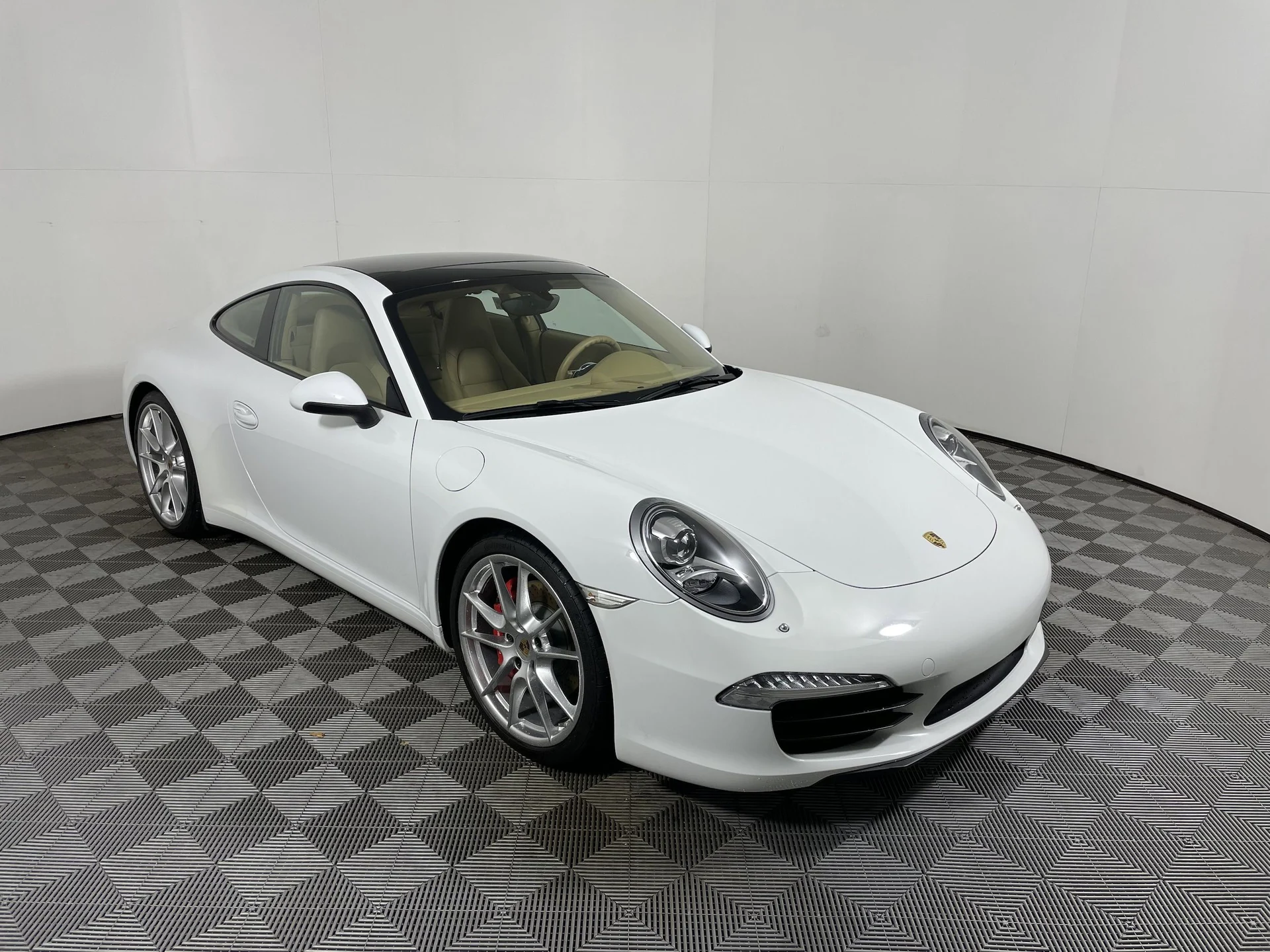 mph008_244819430_b845697ff2c3fc961da31455db8d3ce4x_7fbf9e309e