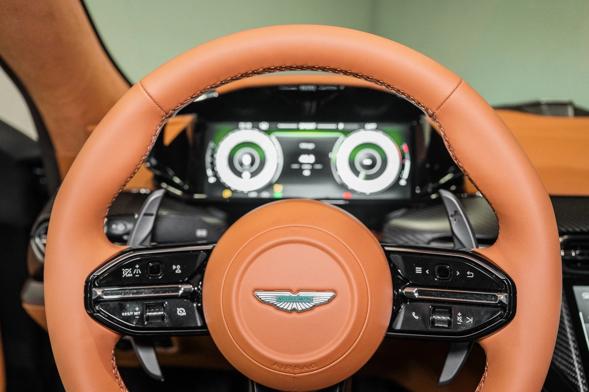 mph008_2450884427_New_2026_Aston_Martin_Vantage_S_1790177478_32c451e2a9