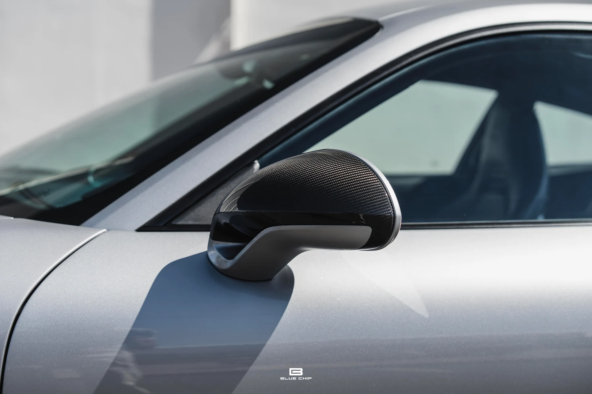 mph008_2459706020_6a2c87e2d778fc2d0ae0a9ed_2016_Porsche_911_R_09_df9543ac8f