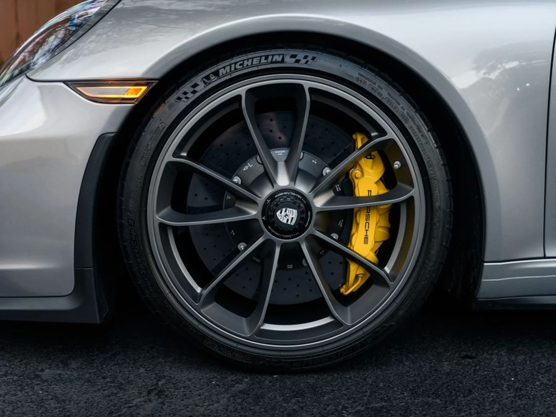 mph008_2462250163_d8585d67_de35_4bcf_84e0_d65d14722642_8760c17313