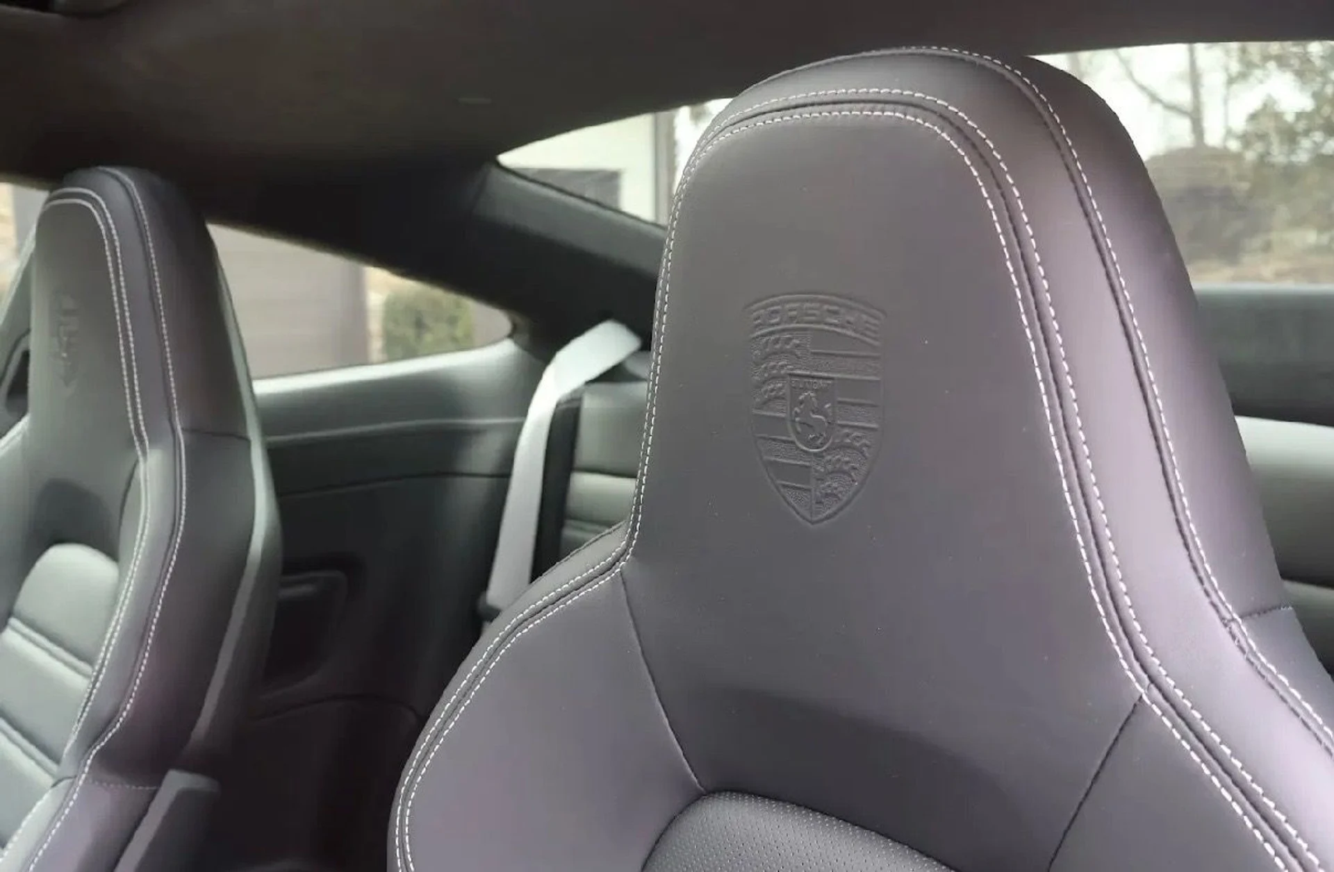 mph008_2471046692_Used_2022_Porsche_911_Turbo_1769627607_6228a682a3