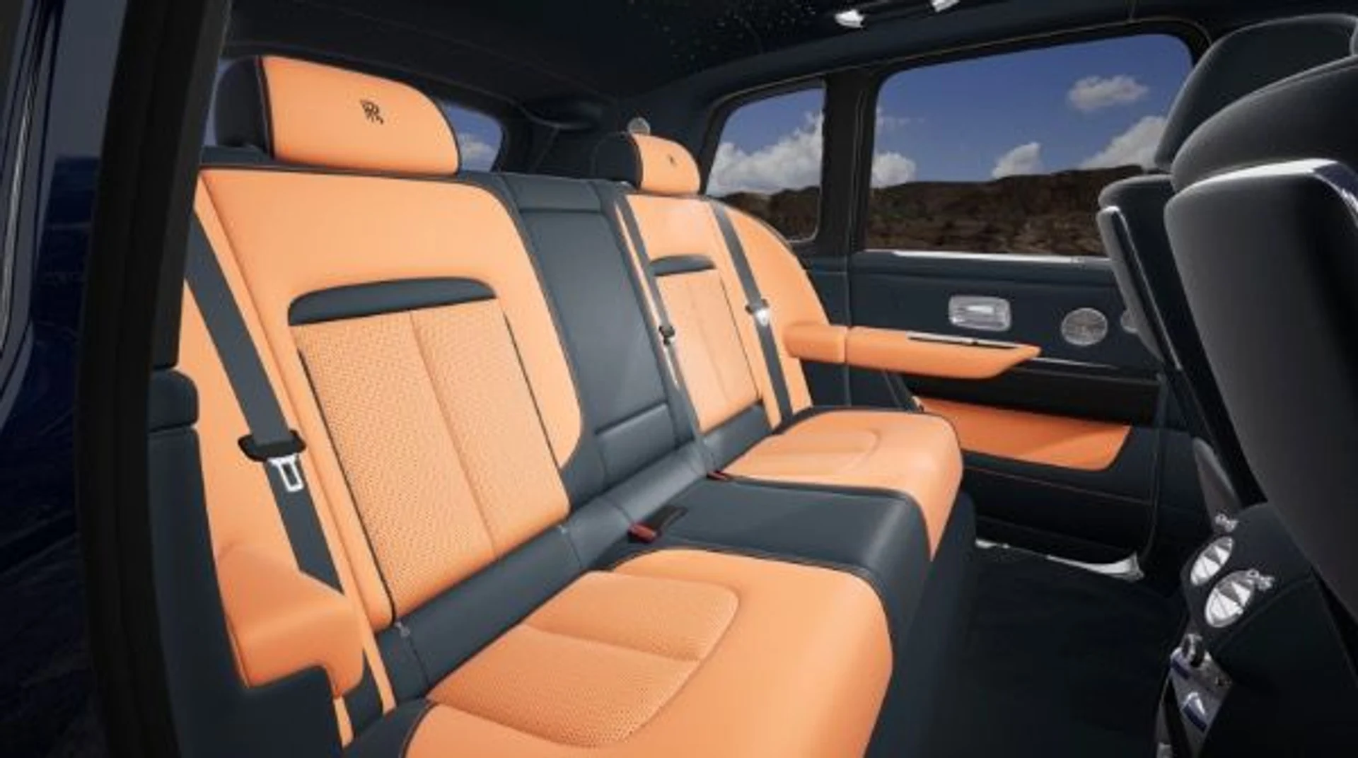 mph008_2473352086_New_2026_Rolls_Royce_Cullinan_ae37bf55cc