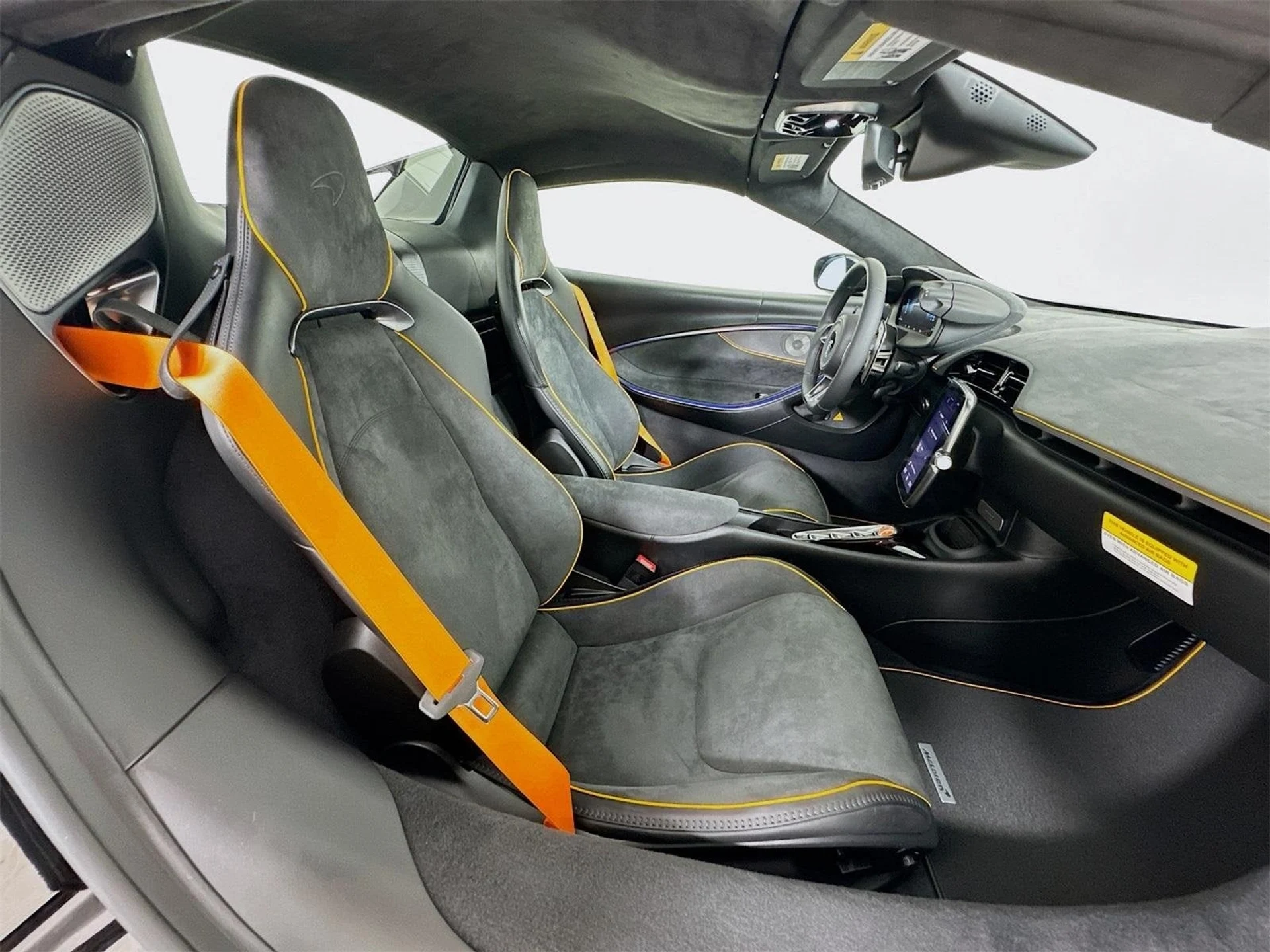 mph008_2473910451_f38da59ecb2e769662c6bb8a5048d379x_70797bc8de