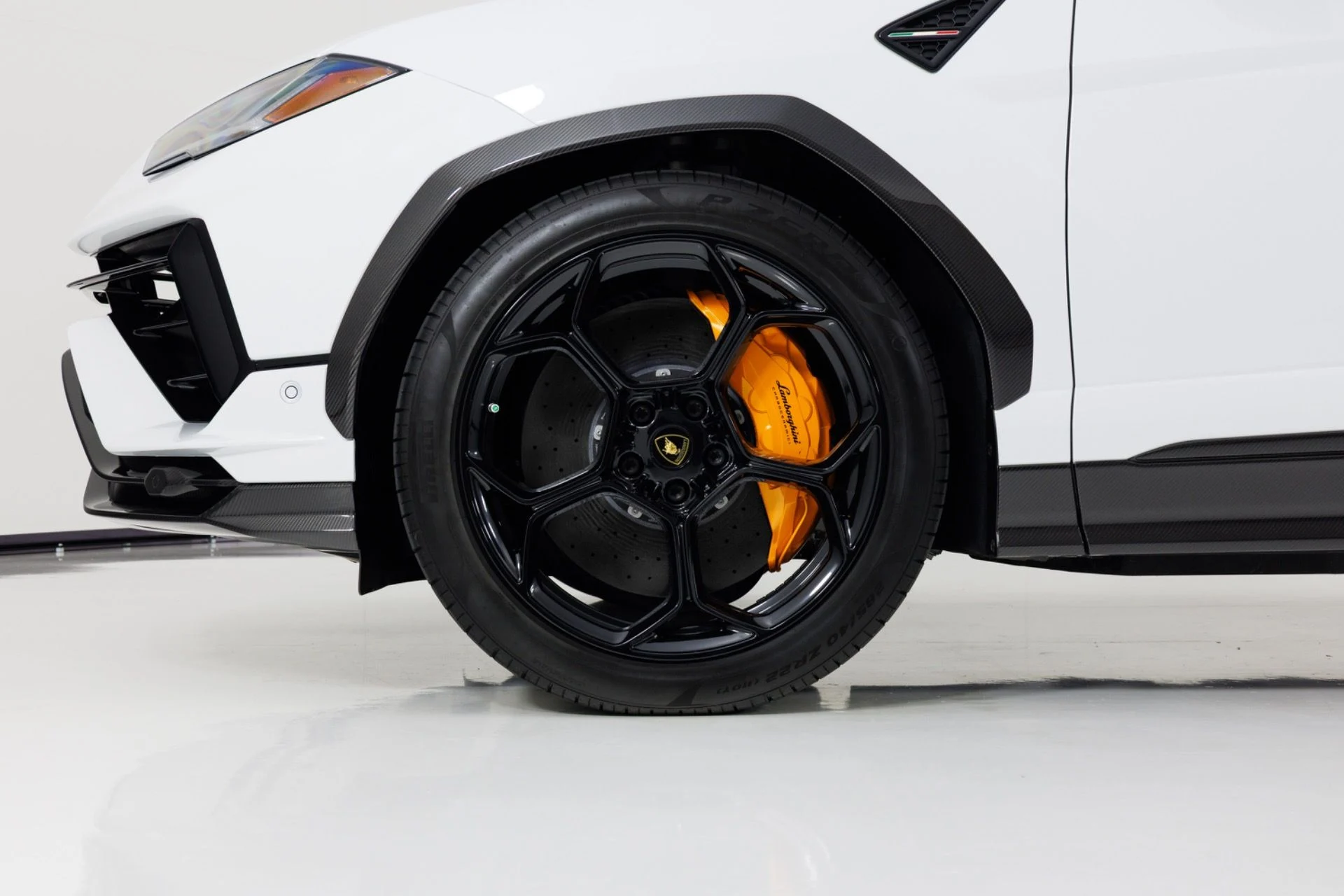 mph008_2474590971_Used_2024_Lamborghini_Urus_Performante_1780601125_4383255a30
