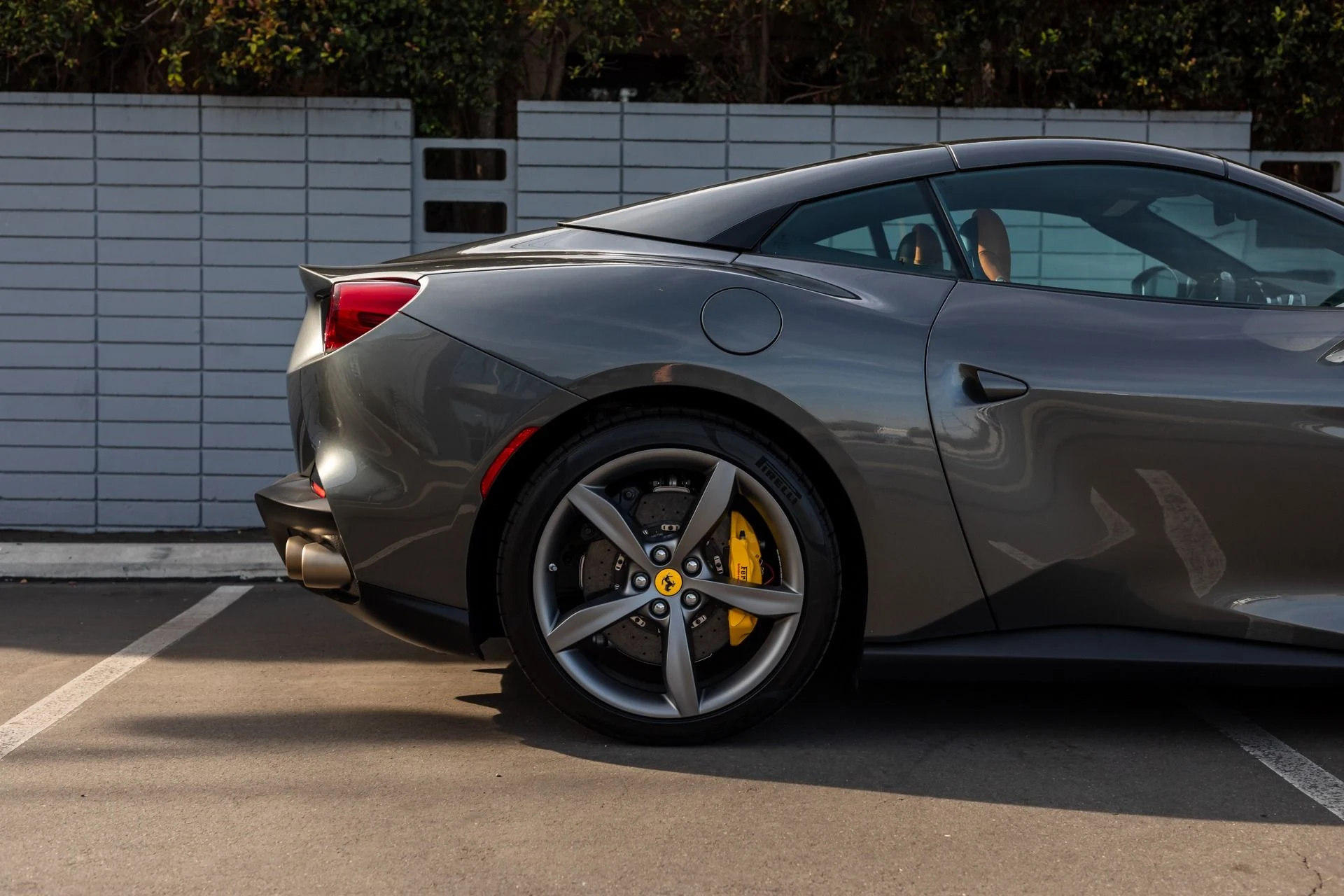 mph008_2478347385_Used_2023_Ferrari_Portofino_M_1735061499_eef45d3cfe