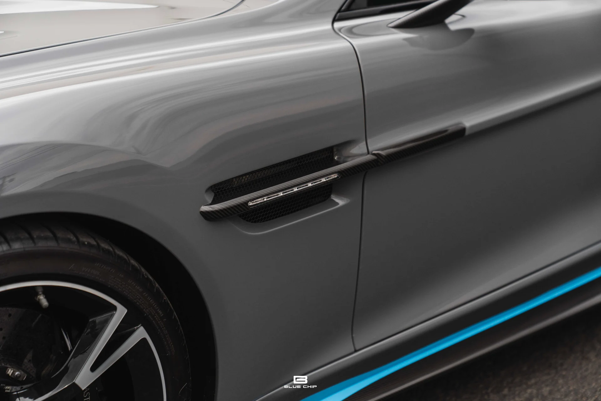 mph008_2478824564_69c2dcaca77786ab68cd2cc9_A7405829_c388b1011c