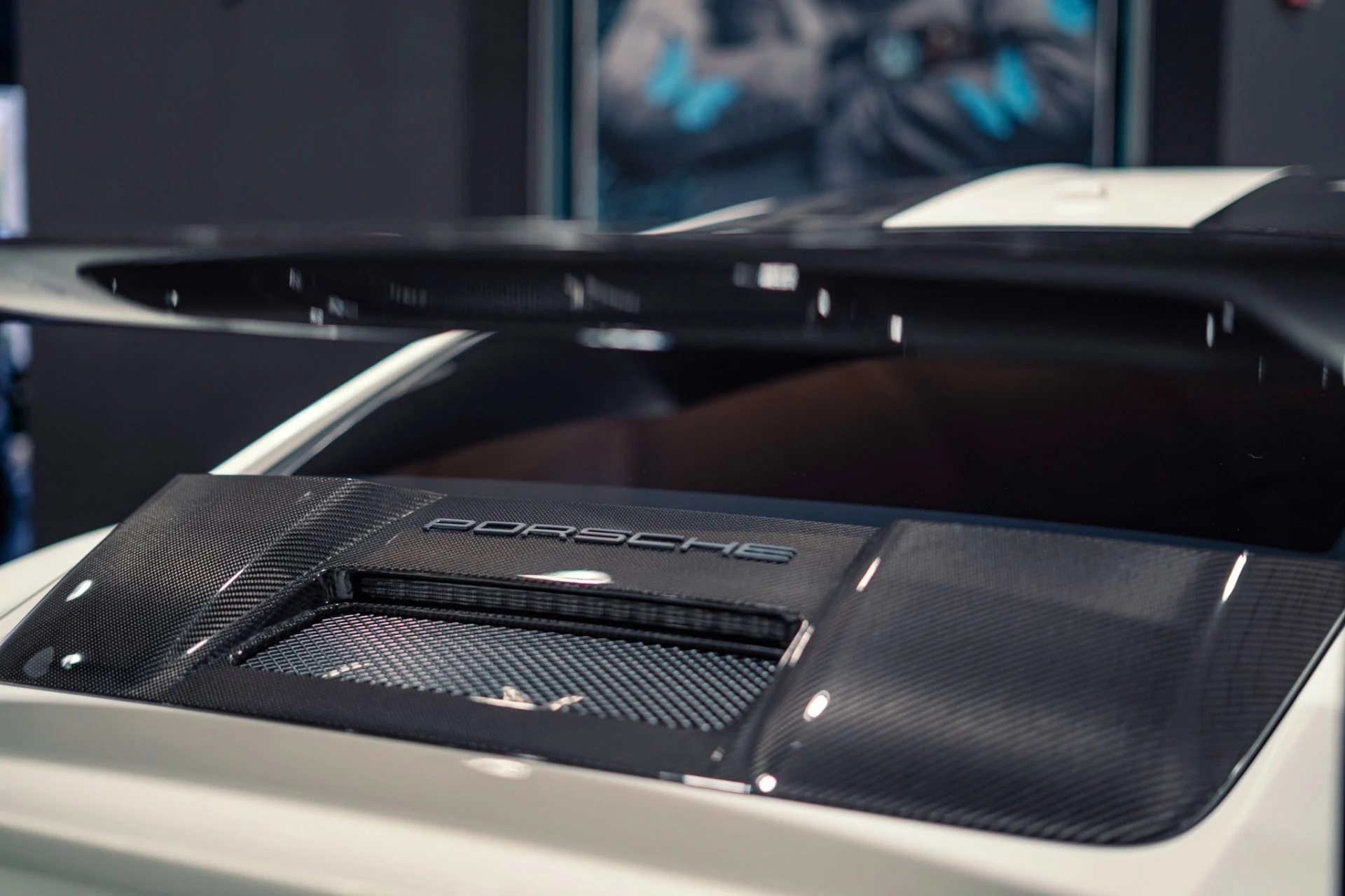 mph008_2486353589_Used_2018_Porsche_911_GT_2_RS_1777474085_6ceec88dbf