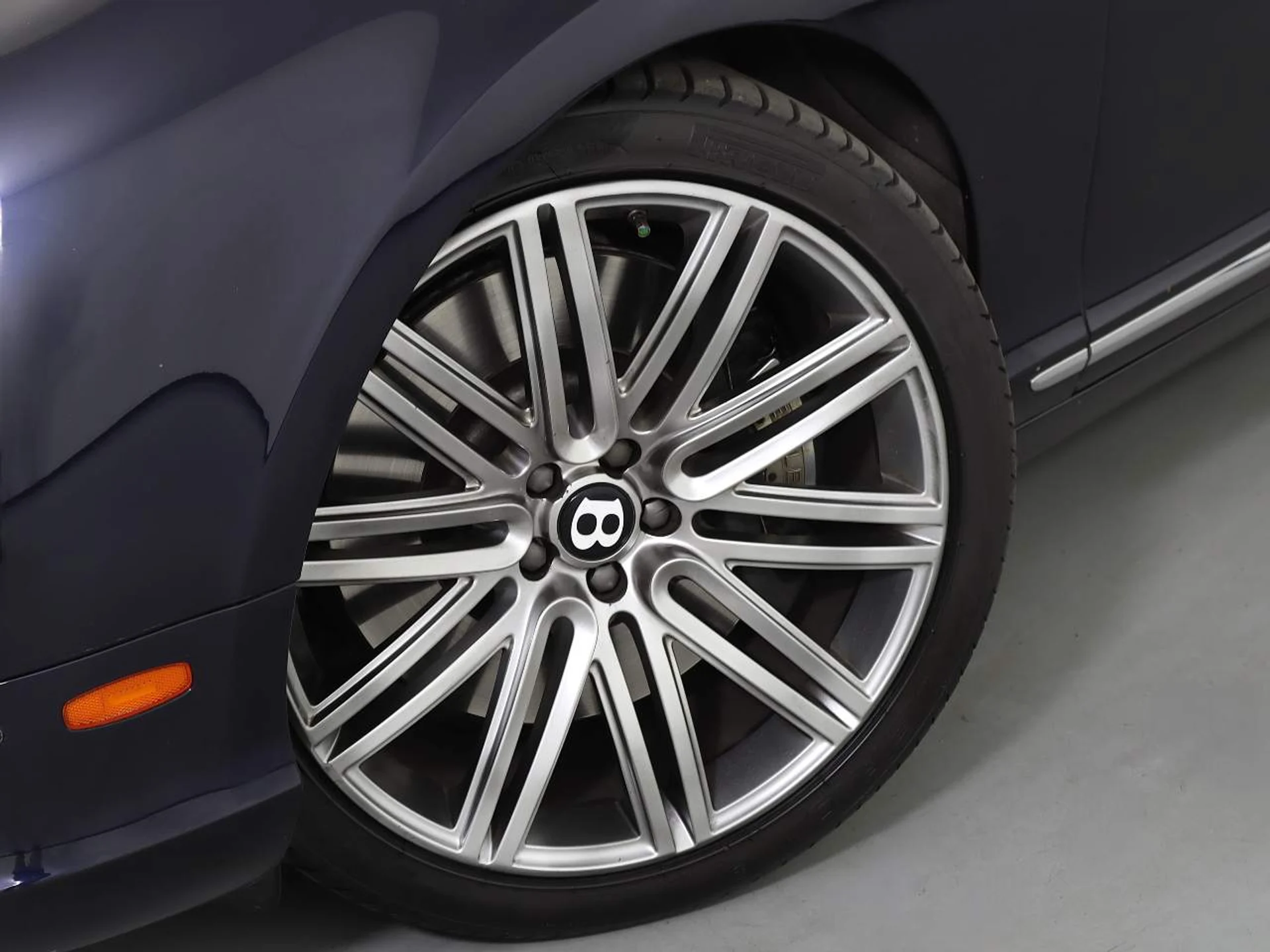 mph008_2489019493_c28e31f18152bb3c3d77217cb724d634_c153b422d2