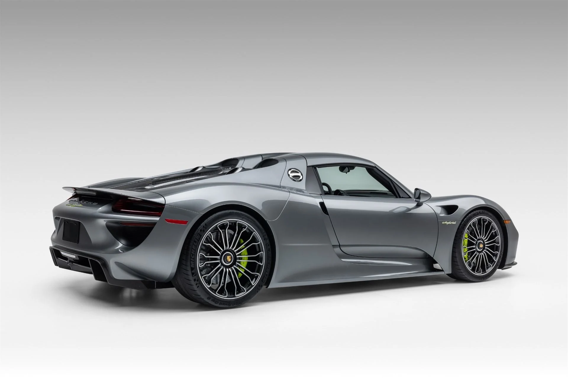 mph008_2492310904_13429_p9_l_7537bf2cfb