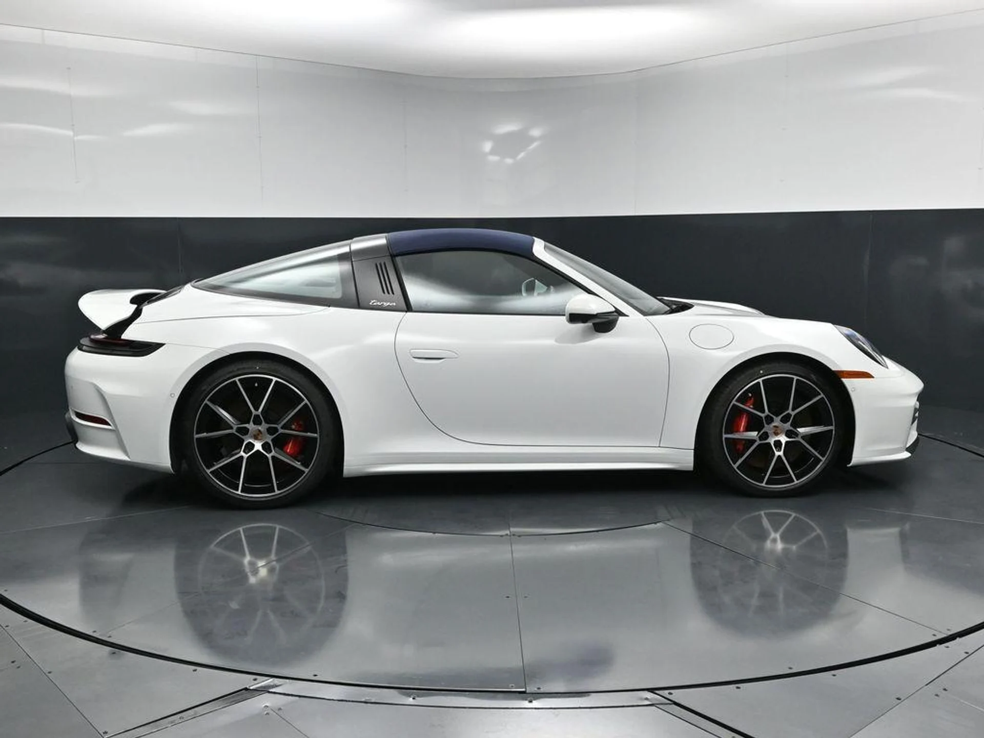 mph008_2492490160_Xp2slc_Jcb0_Yd_Eo58923w_Pz_On_ZMM_2c16851cea