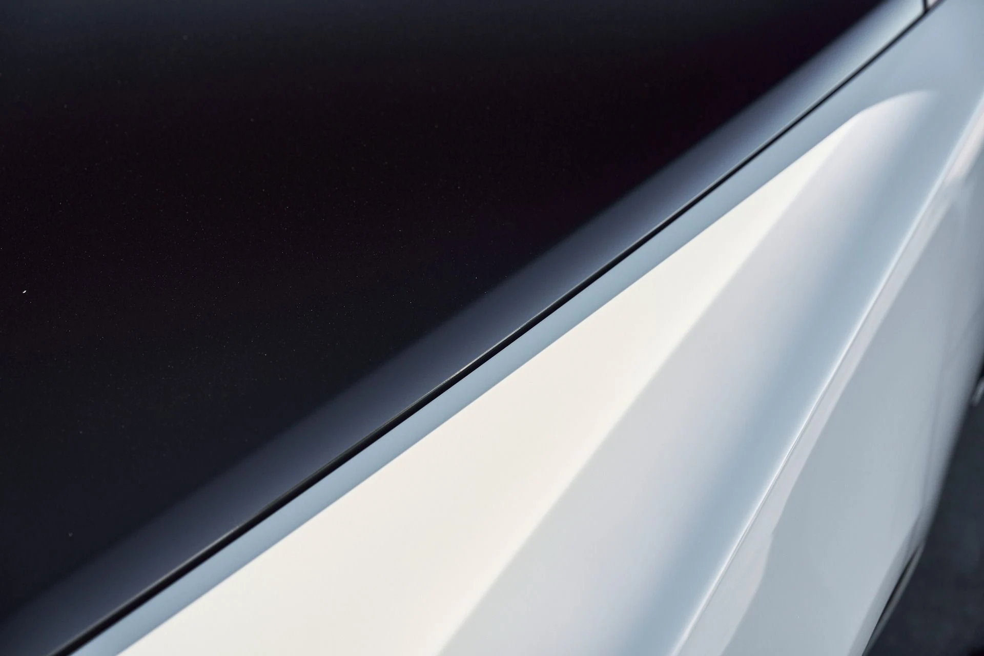 mph008_2493656403_Used_2015_Rolls_Royce_Wraith_Base_1767063485_0d062b3fd2