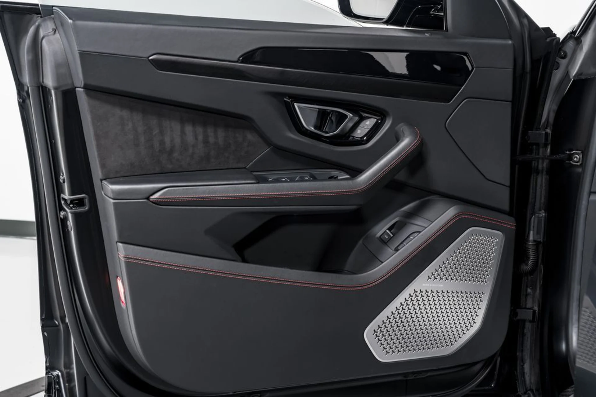 mph008_2504598780_a7756a555d6489758638ea61610ec7f8x_3589bf22e4