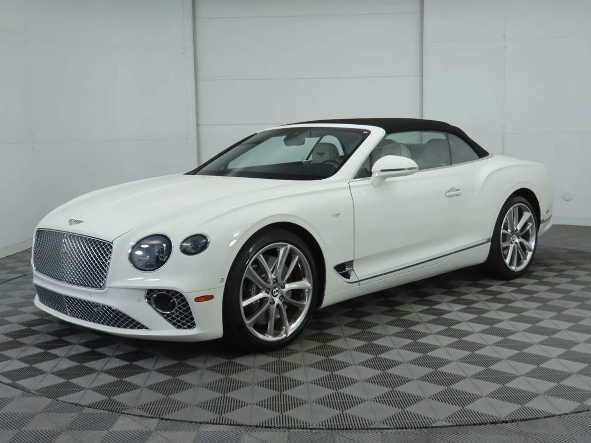 mph008_2513818928_used_2022_bentley_continental_gtmullinerconvertible_8119_22908065_9_1024_ad4e8cfb21