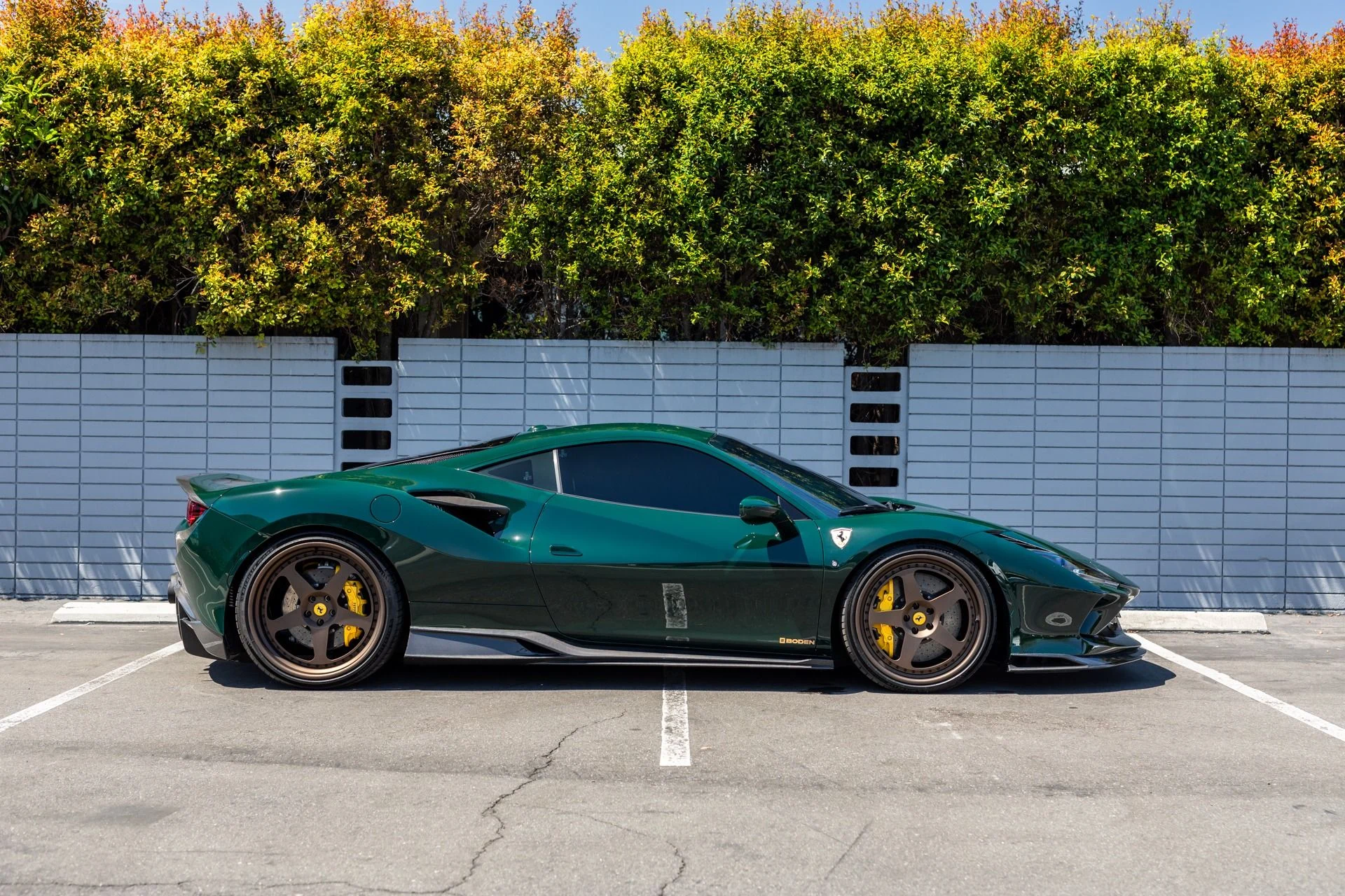 mph008_2520010747_Used_2022_Ferrari_F8_Tributo_1744415609_607113d746