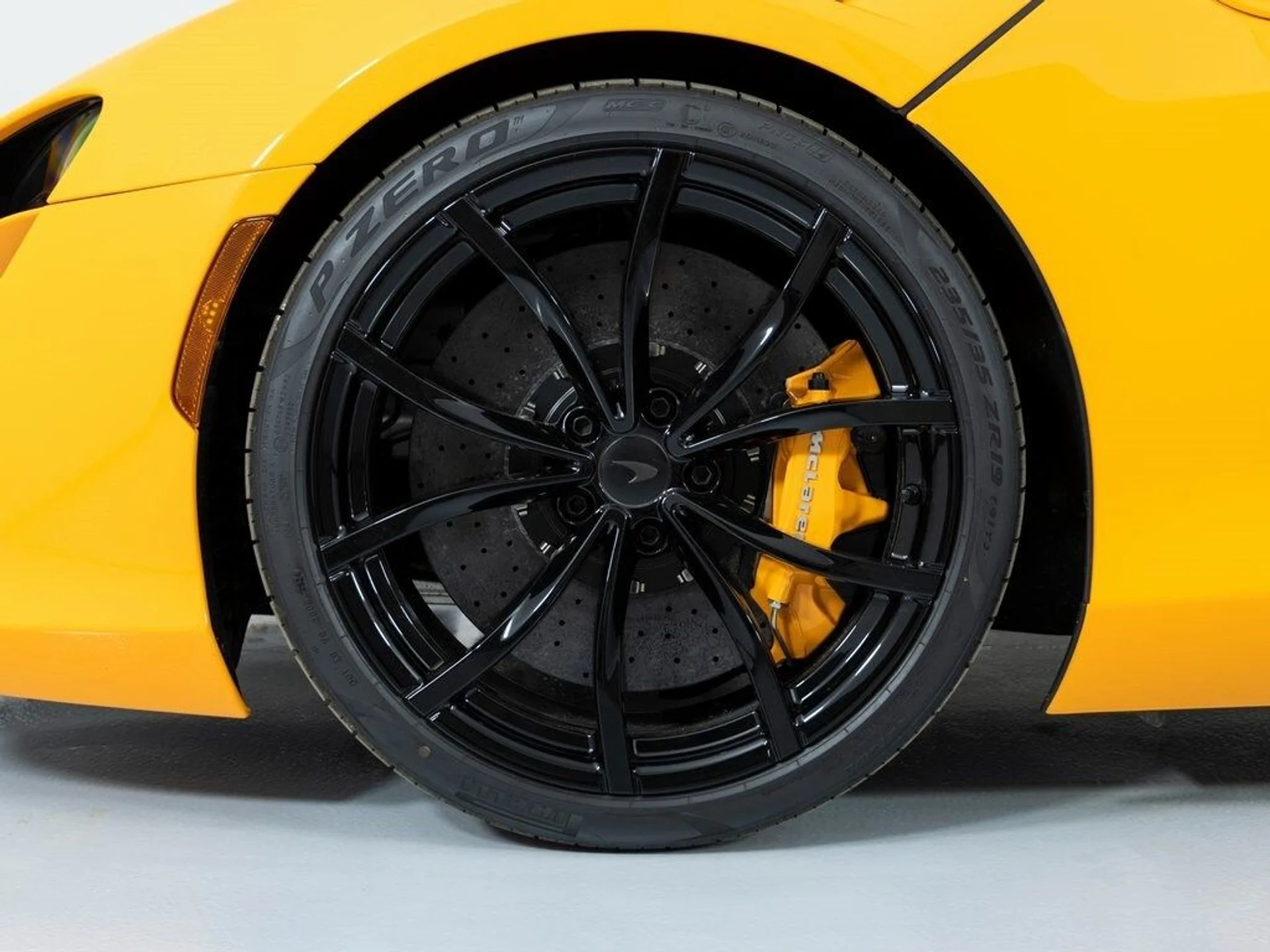 mph008_2523323464_1ae400ee4e285c0164deeea165a1015cx_42c1981839