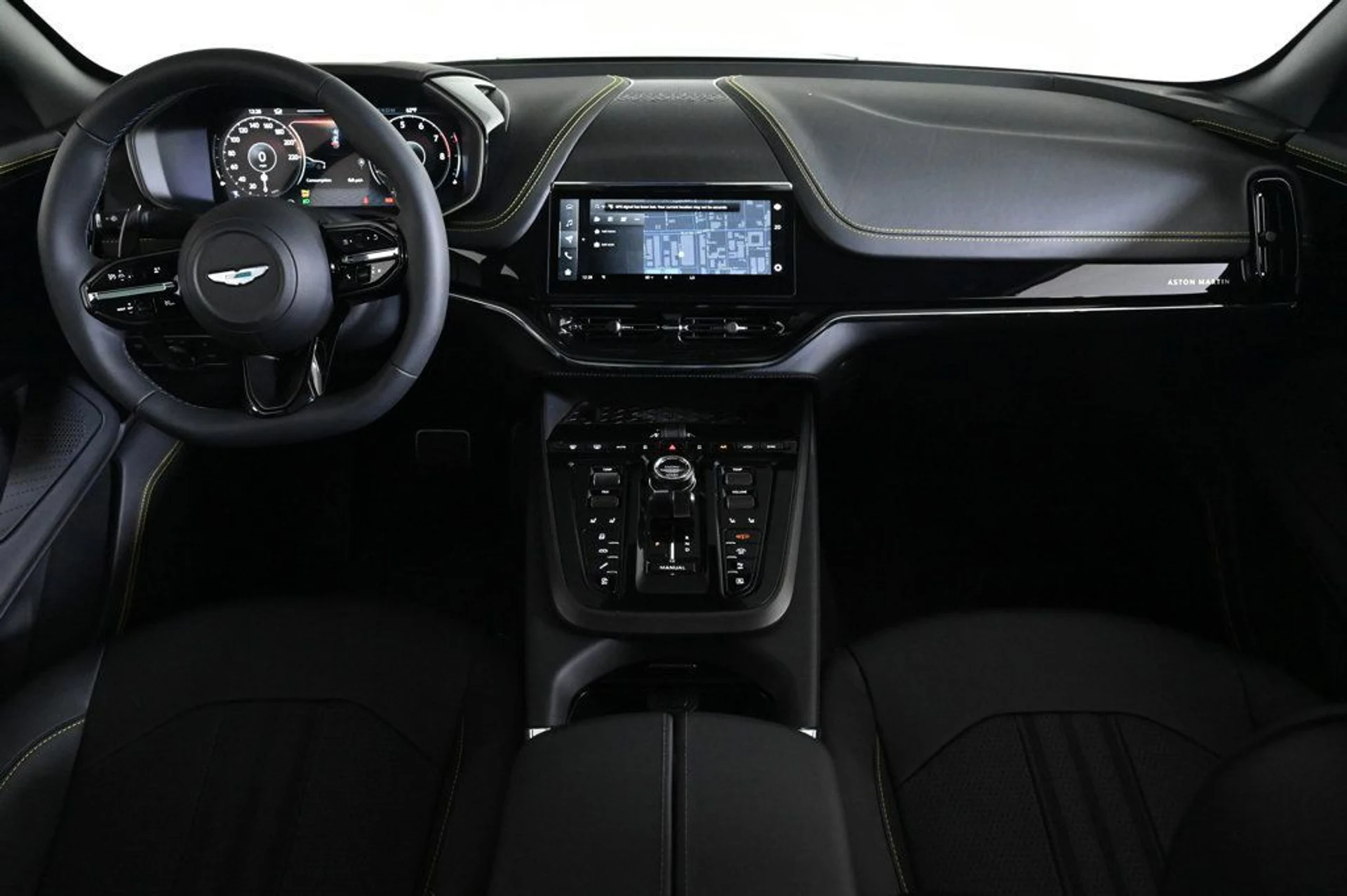 mph008_2523574550_new_2026_aston_martin_dbx_707awd_11350_22992947_9_1024_3ff6aa385f