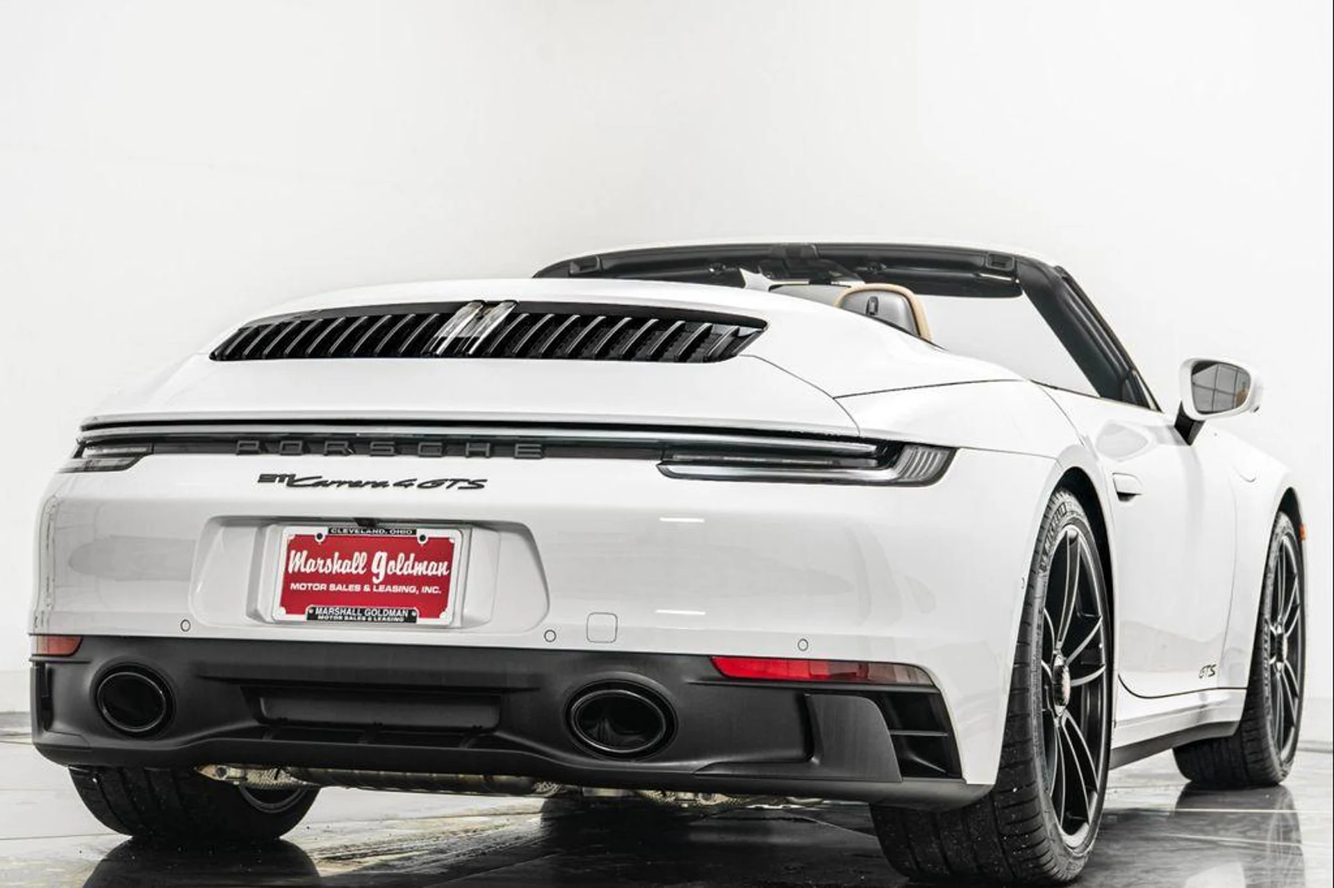 mph008_2525382544_y6j8_Q_Kz8tp_W6is_SC_Twgvsa1960_5c841ad087