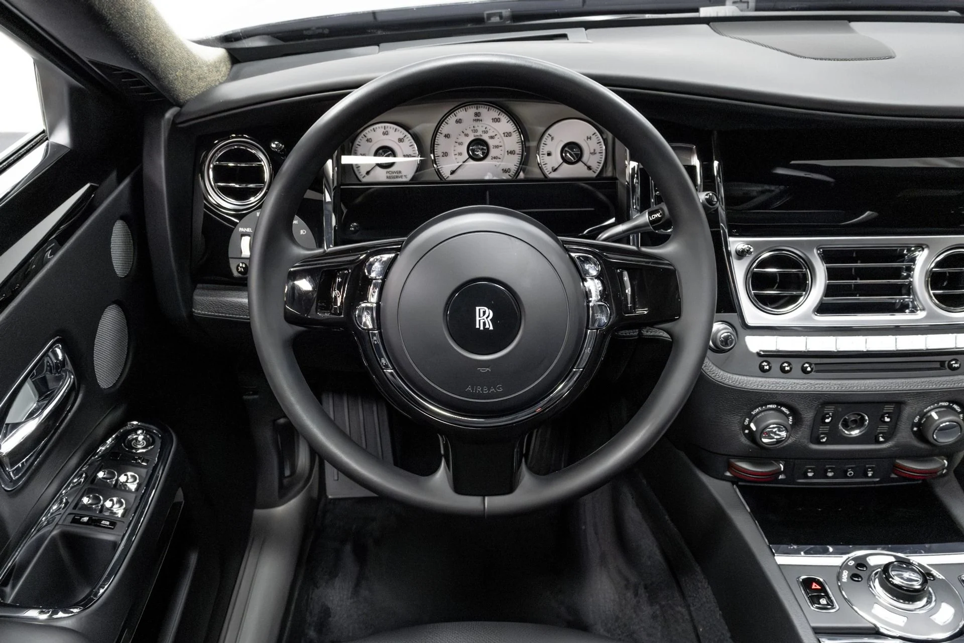 mph008_2532815036_Used_2011_Rolls_Royce_Ghost_Base_1762877304_136877def0