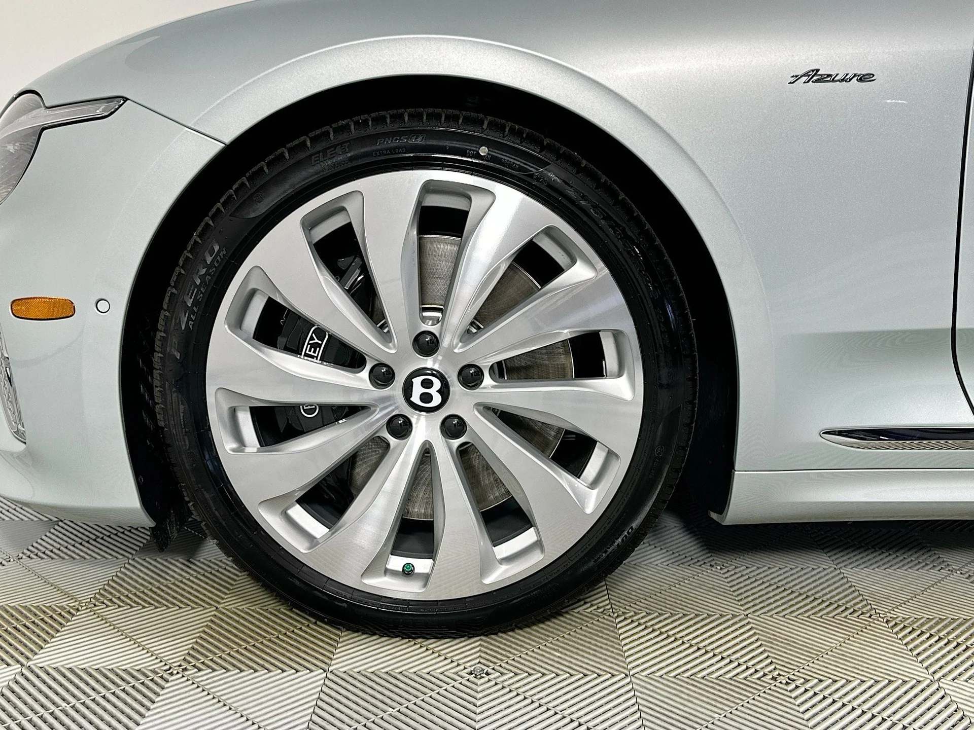 mph008_2545243624_9_029cf51d54