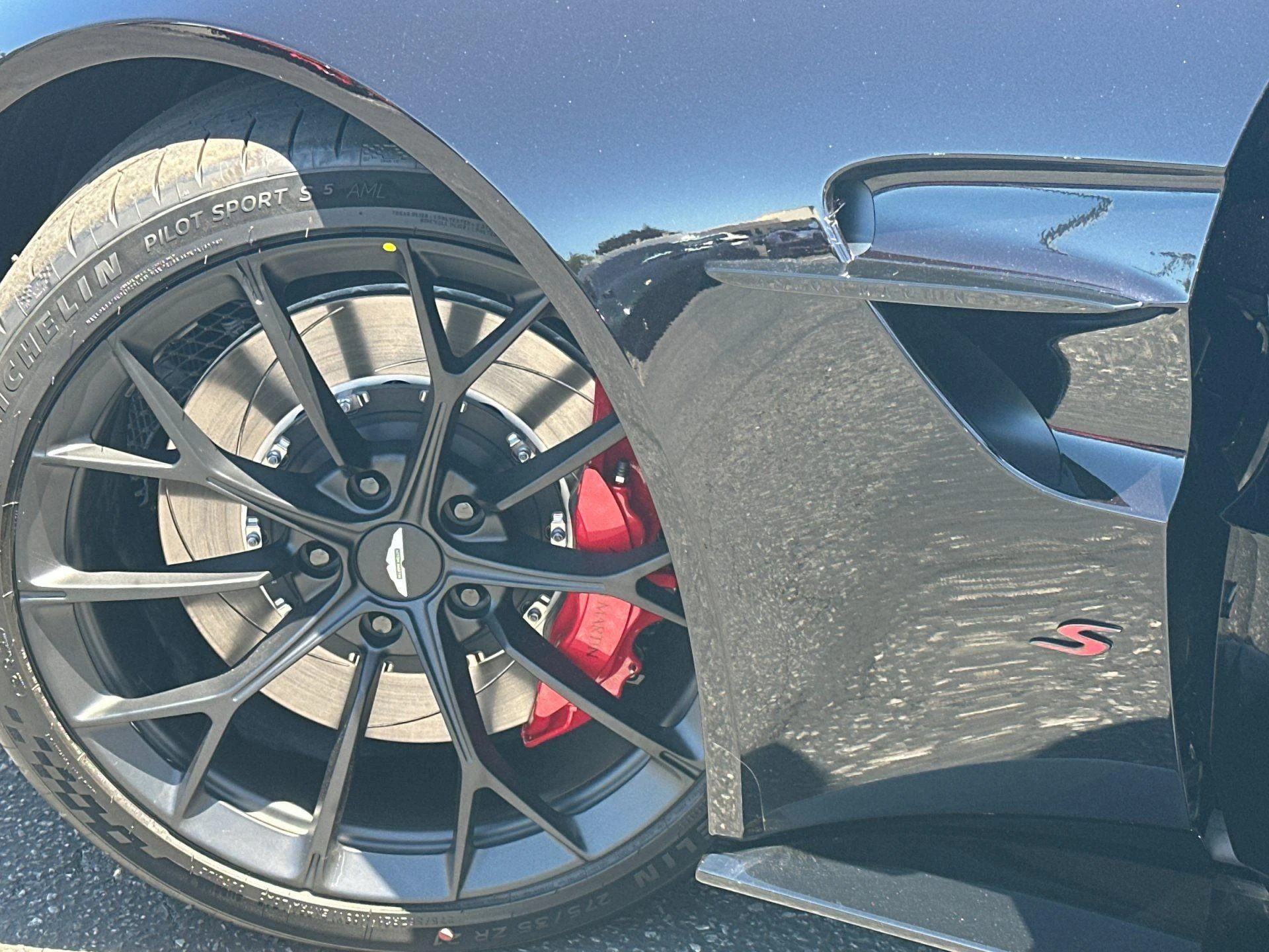 mph008_2550441054_New_2026_Aston_Martin_Vantage_S_1785318286_ebc41b2f77