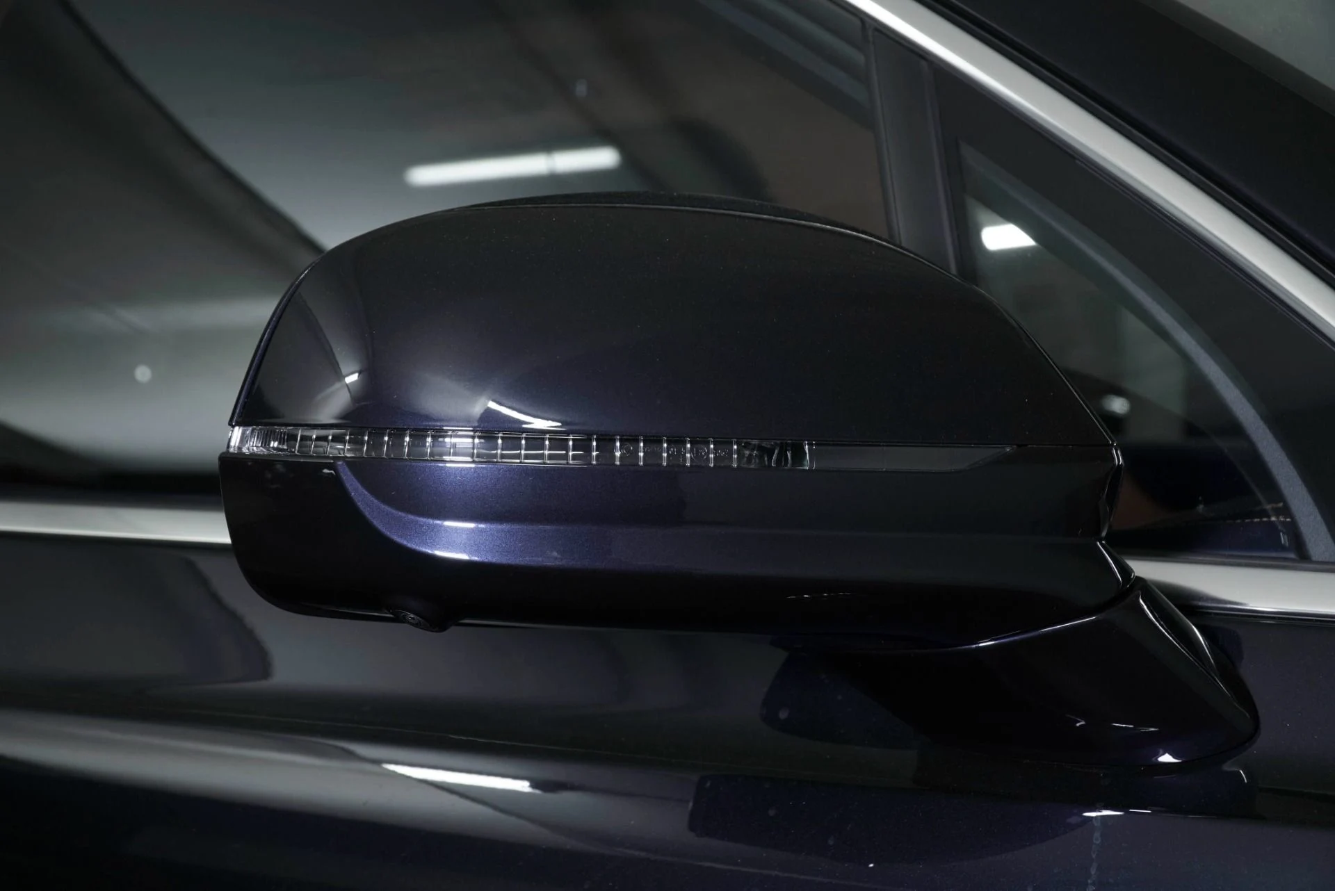 mph008_2557816351_New_2025_Bentley_Bentayga_Azure_1765905550_bd225d2658