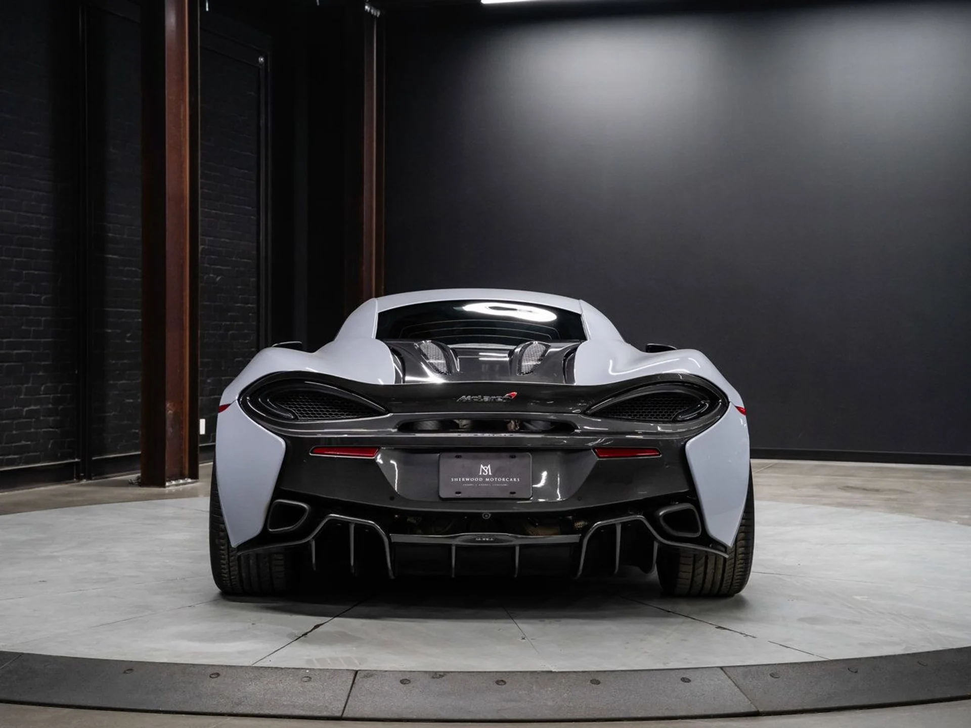 mph008_2560333179_mclaren_570s_2017_1f74a0ebb9