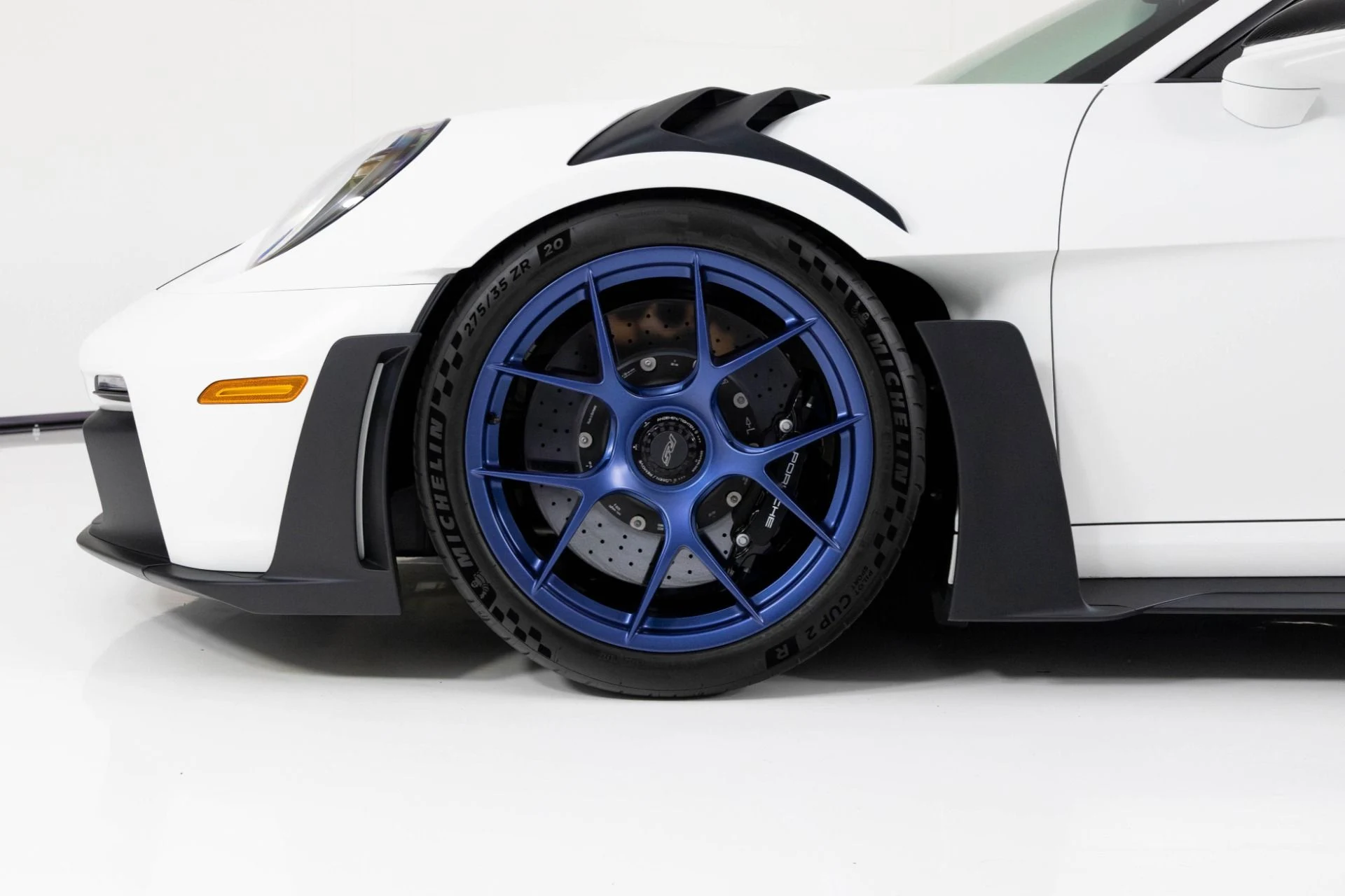 mph008_2574220517_Used_2024_Porsche_911_GT_3_RS_1763426459_8fd058e4e2