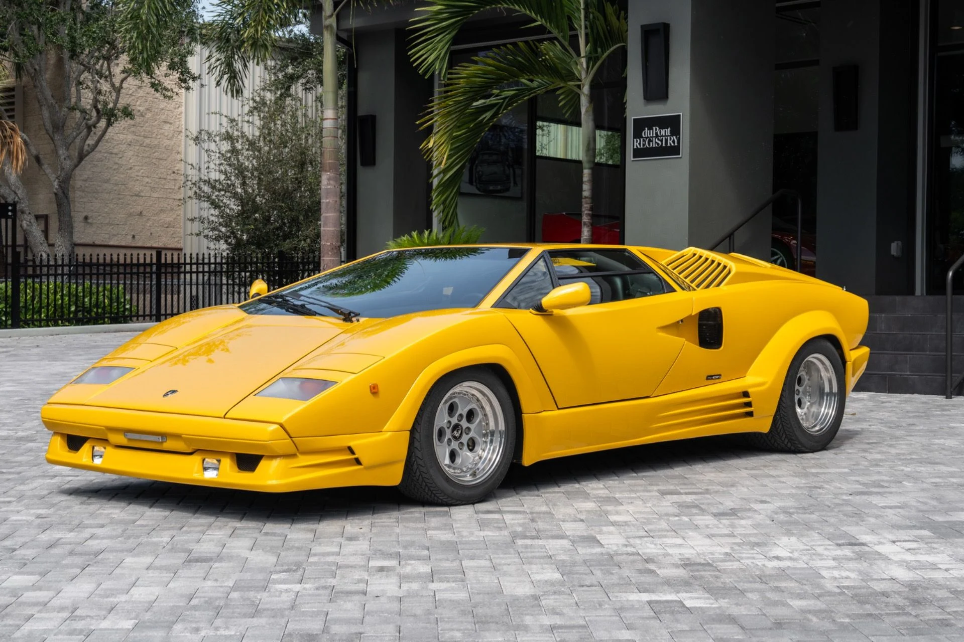 mph008_257491756_Used_1989_Lamborghini_Countach_25th_Anniversary_1793038200_aefd3c7b74