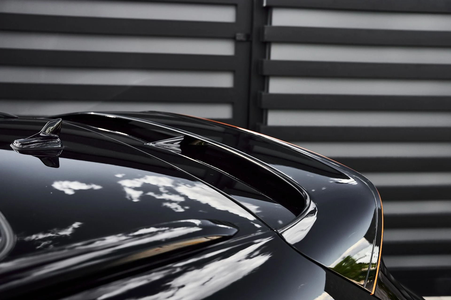 mph008_2587097590_Used_2025_Bentley_Bentayga_S_Black_Edition_1790644279_d5ead769eb